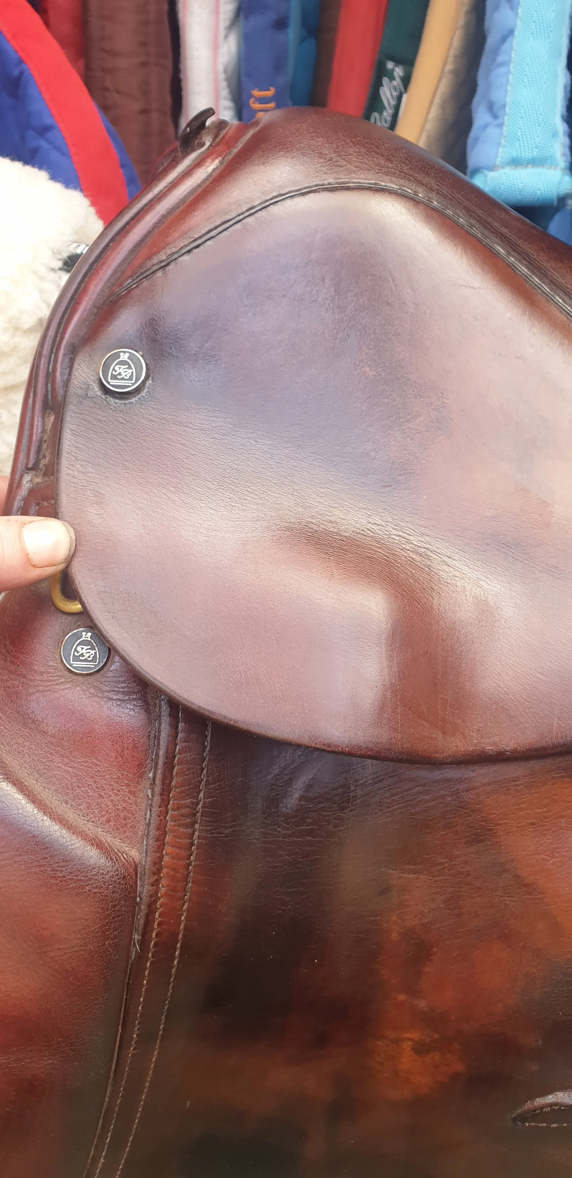 18" Frank Baines wide fit saddle