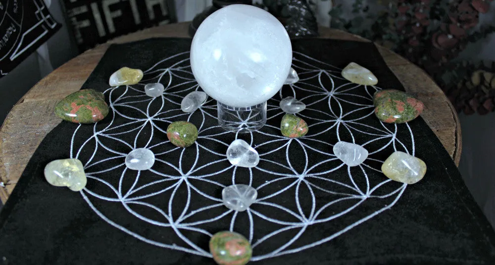 Astrology / Zodiac, Flower of Life and Celtic Knot Velvet Mats FB1249