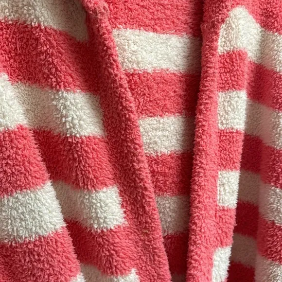 Barefoot dreams cozy chic women’s robe
