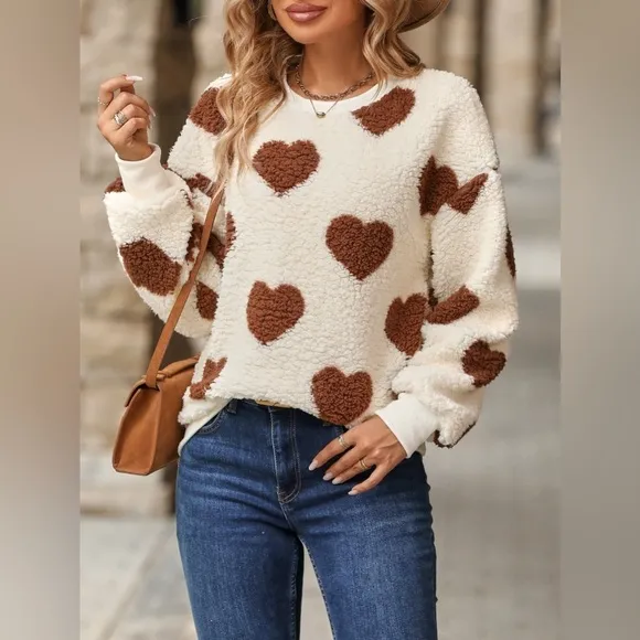 Cozy fuzzy hearts sweatshirt black