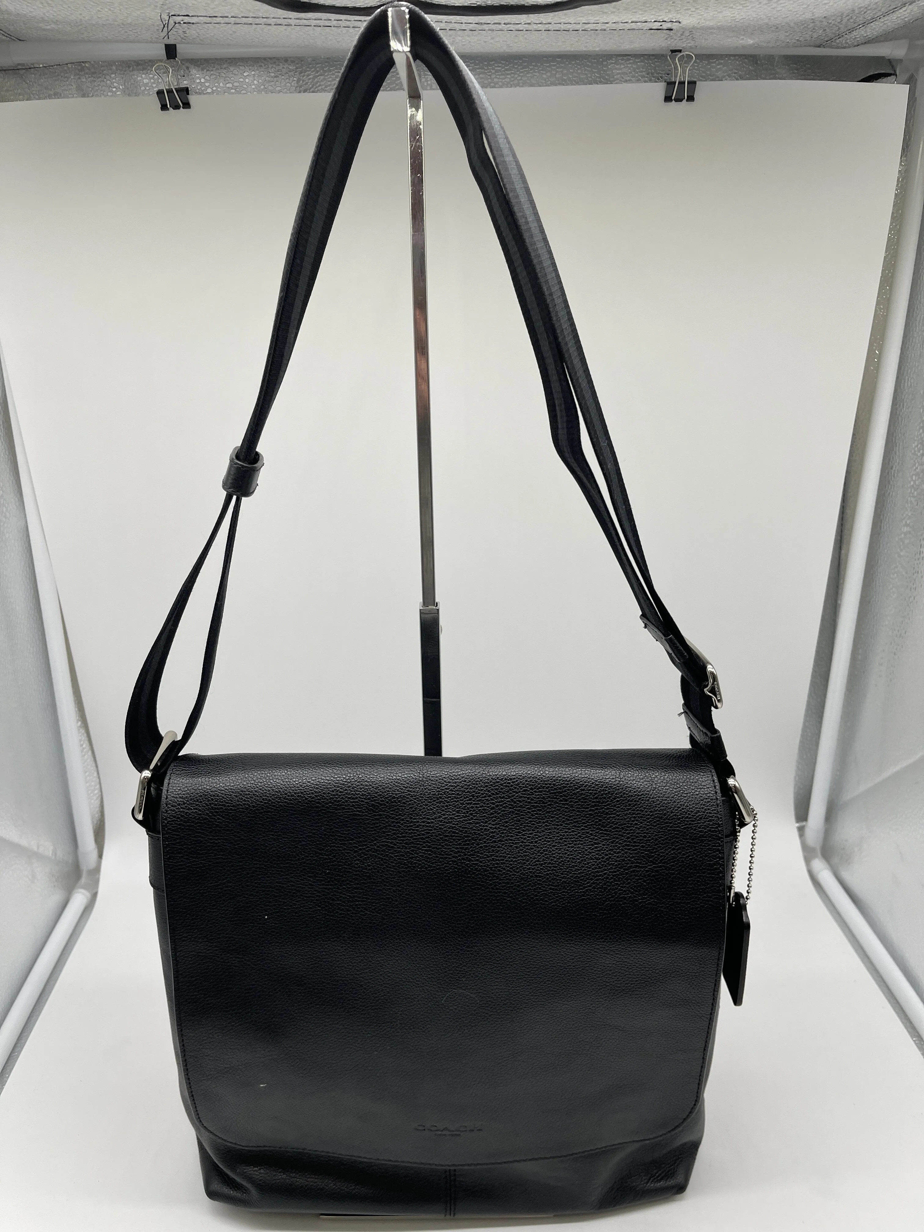 Crossbody Designer By Coach  Size: Medium
