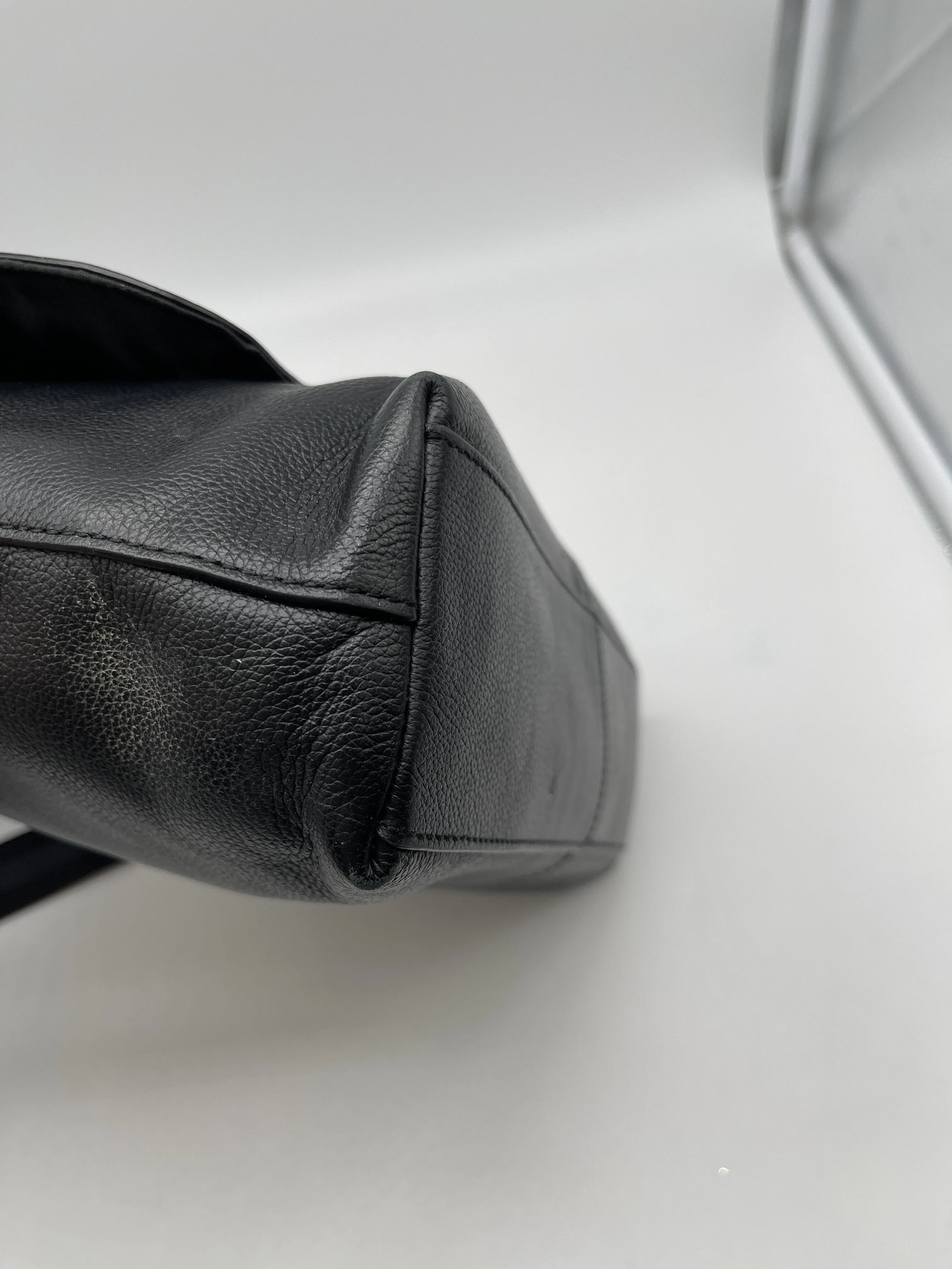 Crossbody Designer By Coach  Size: Medium