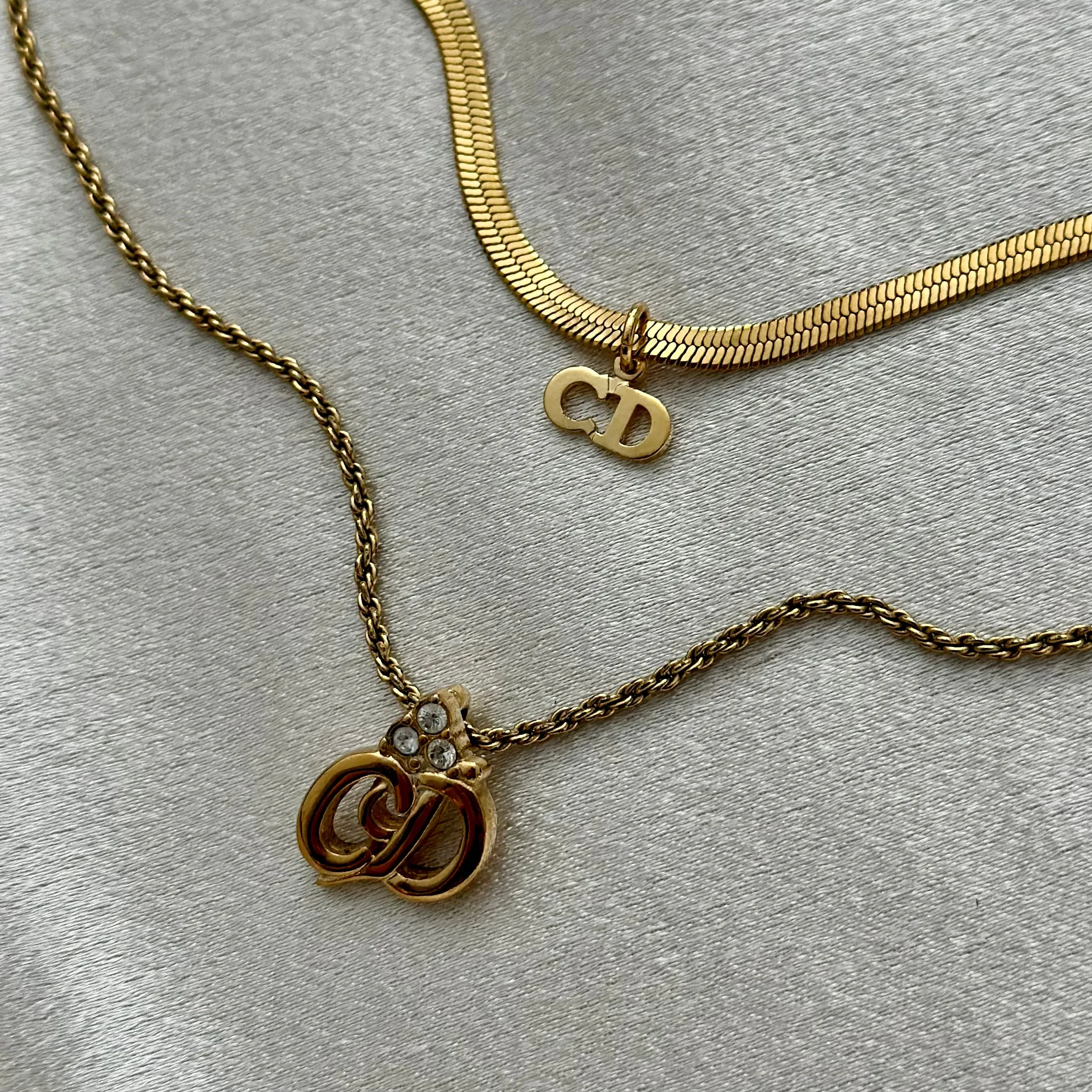 DIOR DAINTY STACK NECKLACE