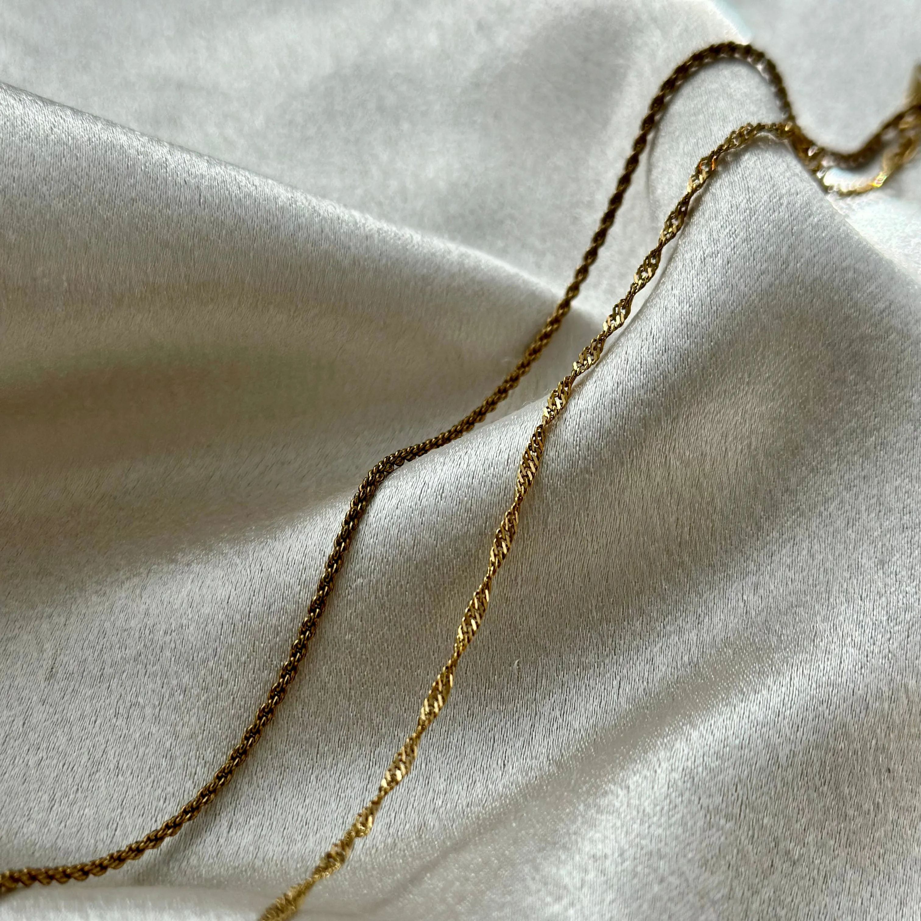 DIOR DAINTY STACK NECKLACE