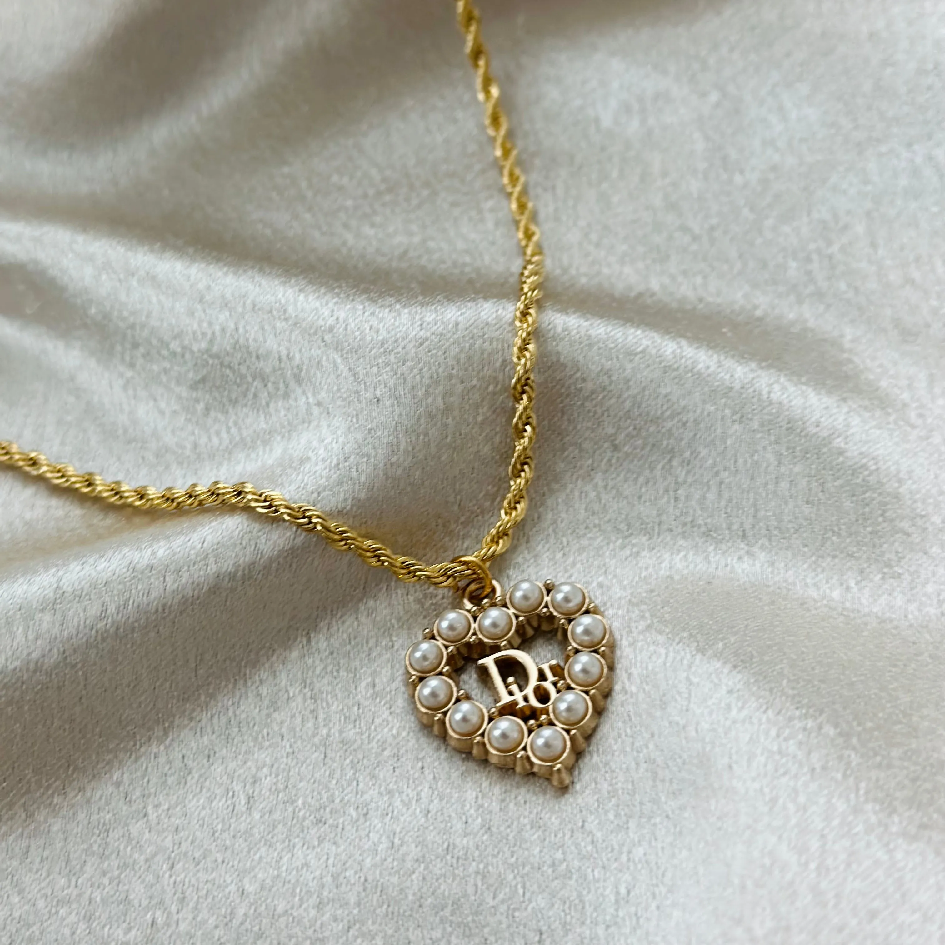 DIOR LUNA ROPE CHAIN NECKLACE