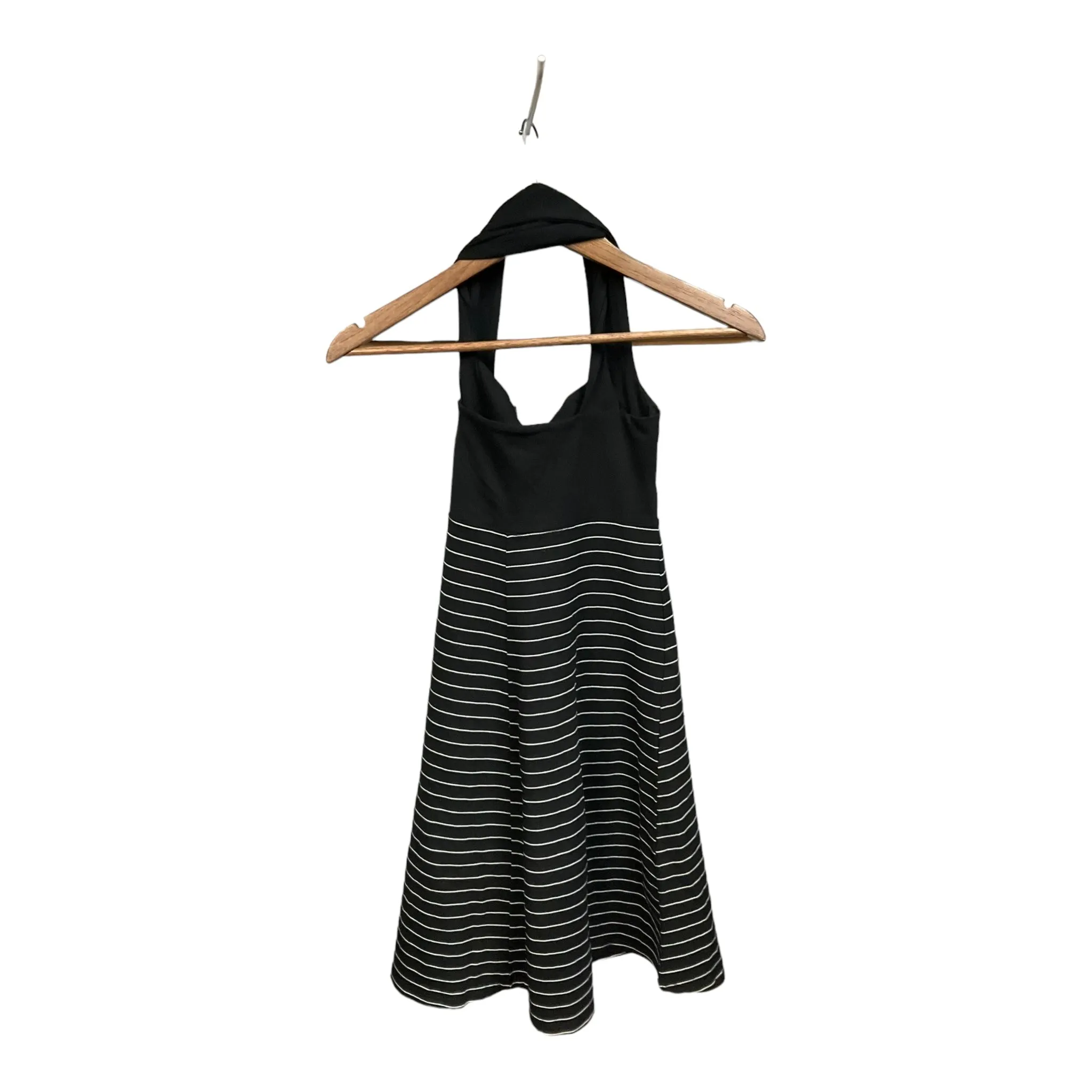 Dress Casual Short By Cmc In Striped Pattern, Size: M