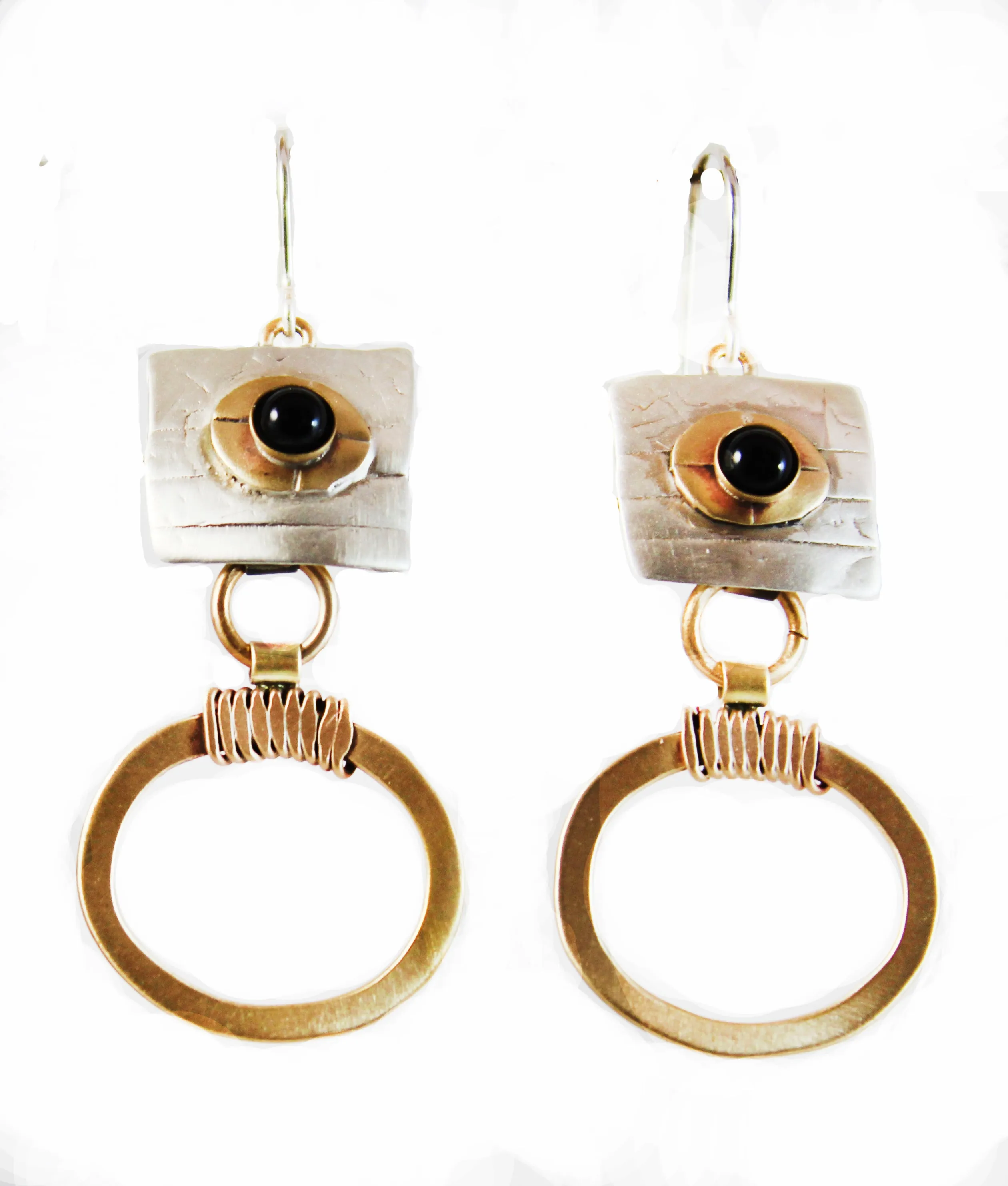 E3446w Elegant Links earrings.