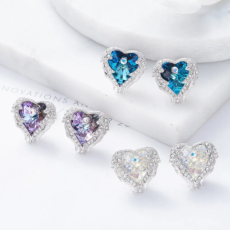Elegant Angel Wing Heart Earring