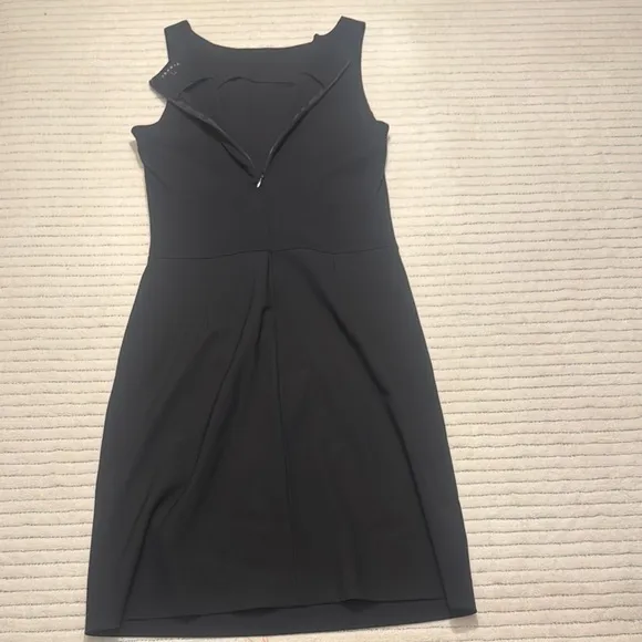 Elegant Black Sleeveless Dress