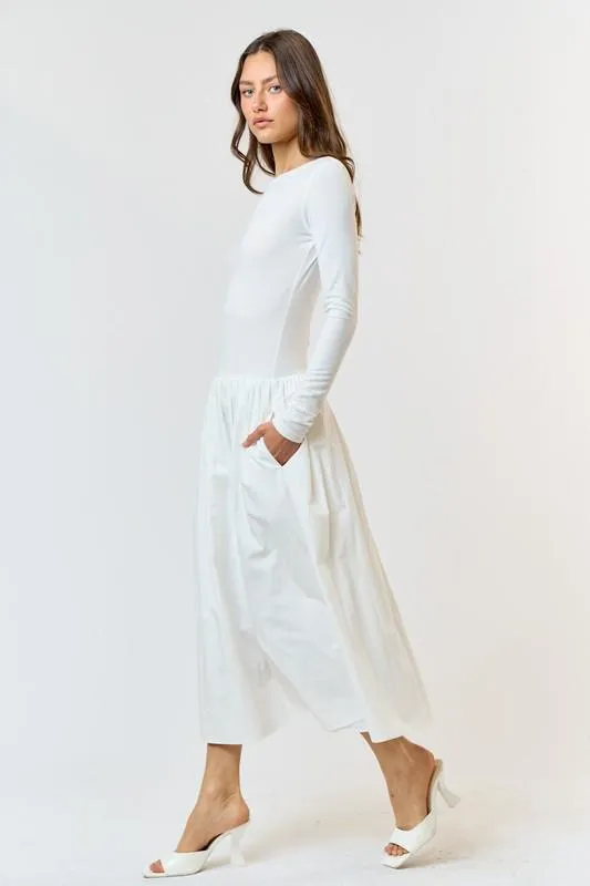 Elegant Long-Sleeve Pocket Midi Dress