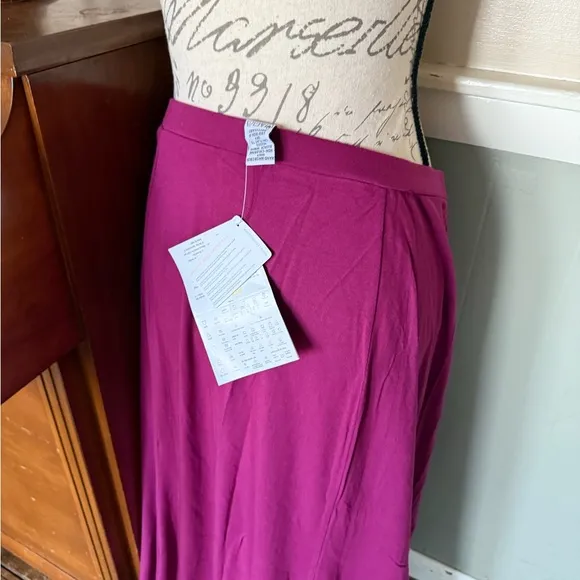 Elegant Maxi Modal Spandex Skirt NWT