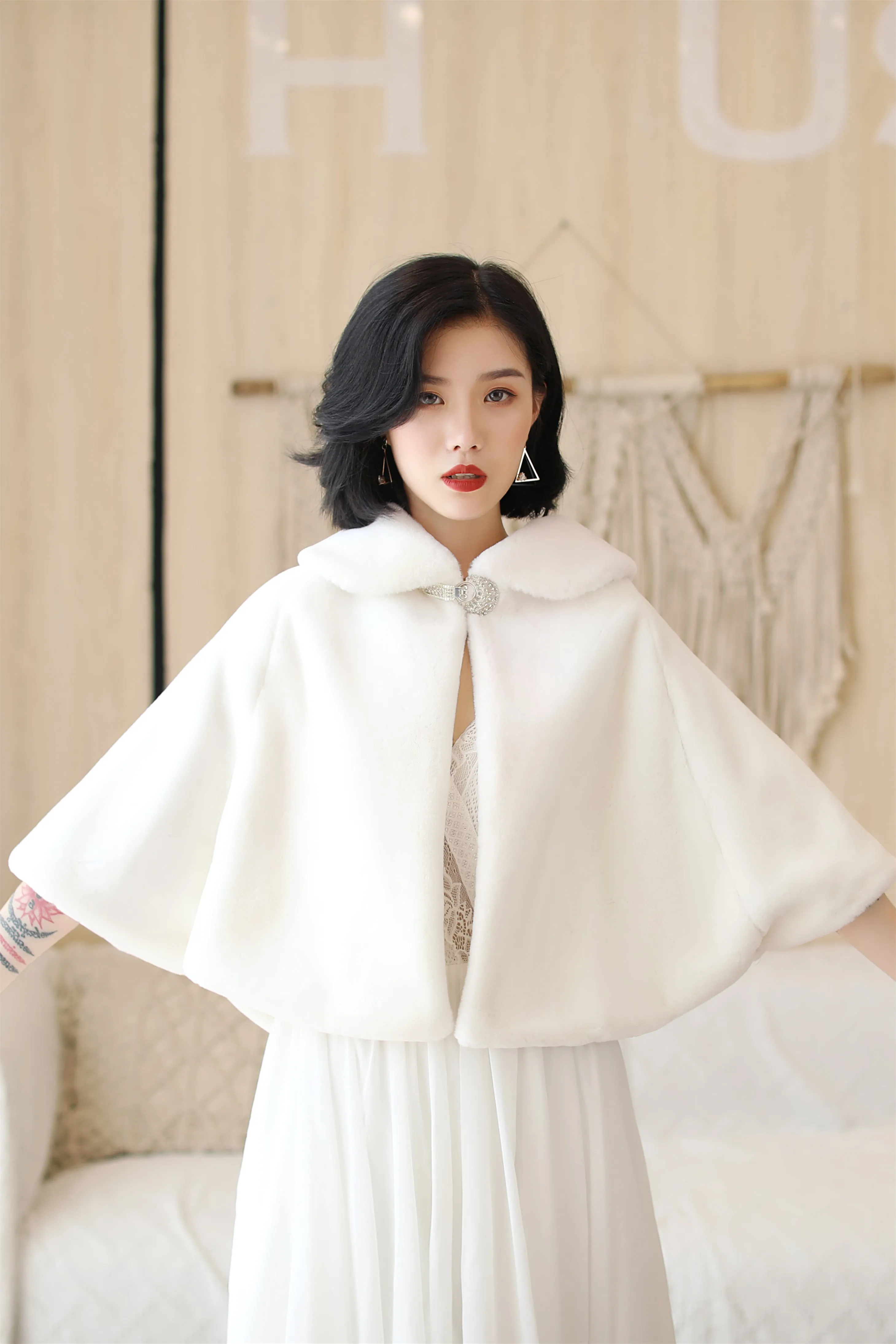 Elegant White Korean-Style Mink Cashmere Outerwear Winter Wedding Warmth Coat