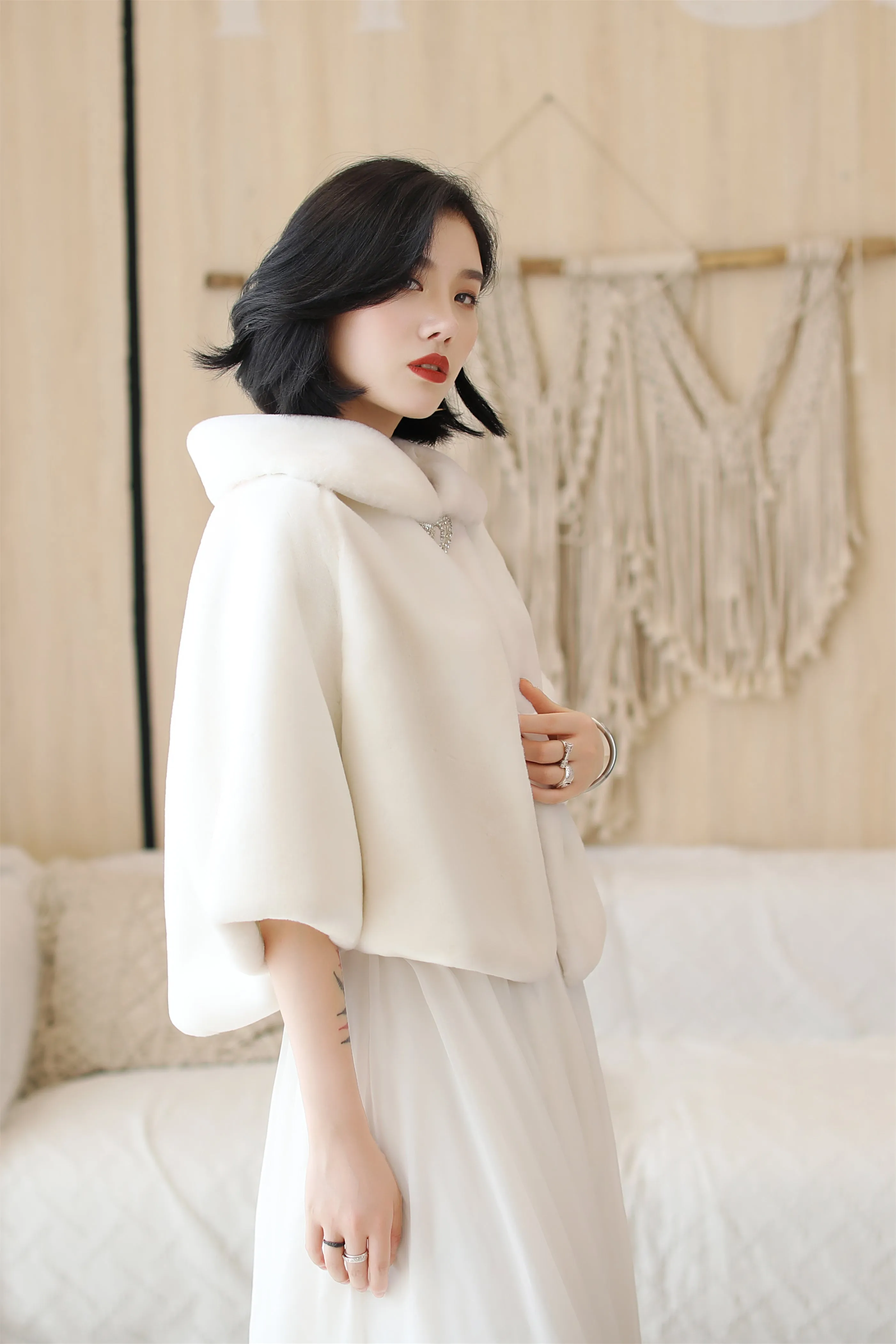 Elegant White Korean-Style Mink Cashmere Outerwear Winter Wedding Warmth Coat