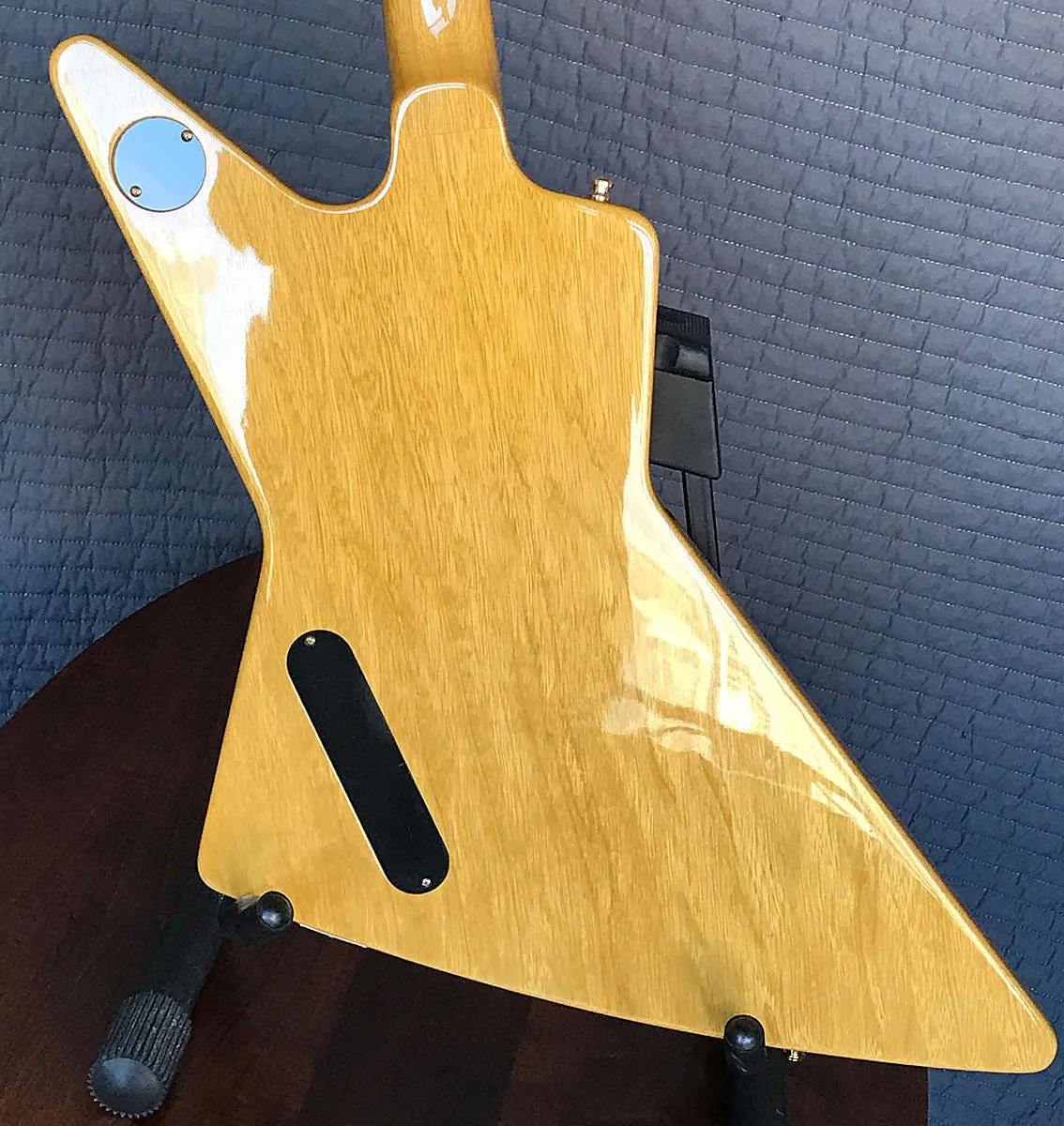 Gibson Custom Shop 1958 Korina Allen Collins Explorer