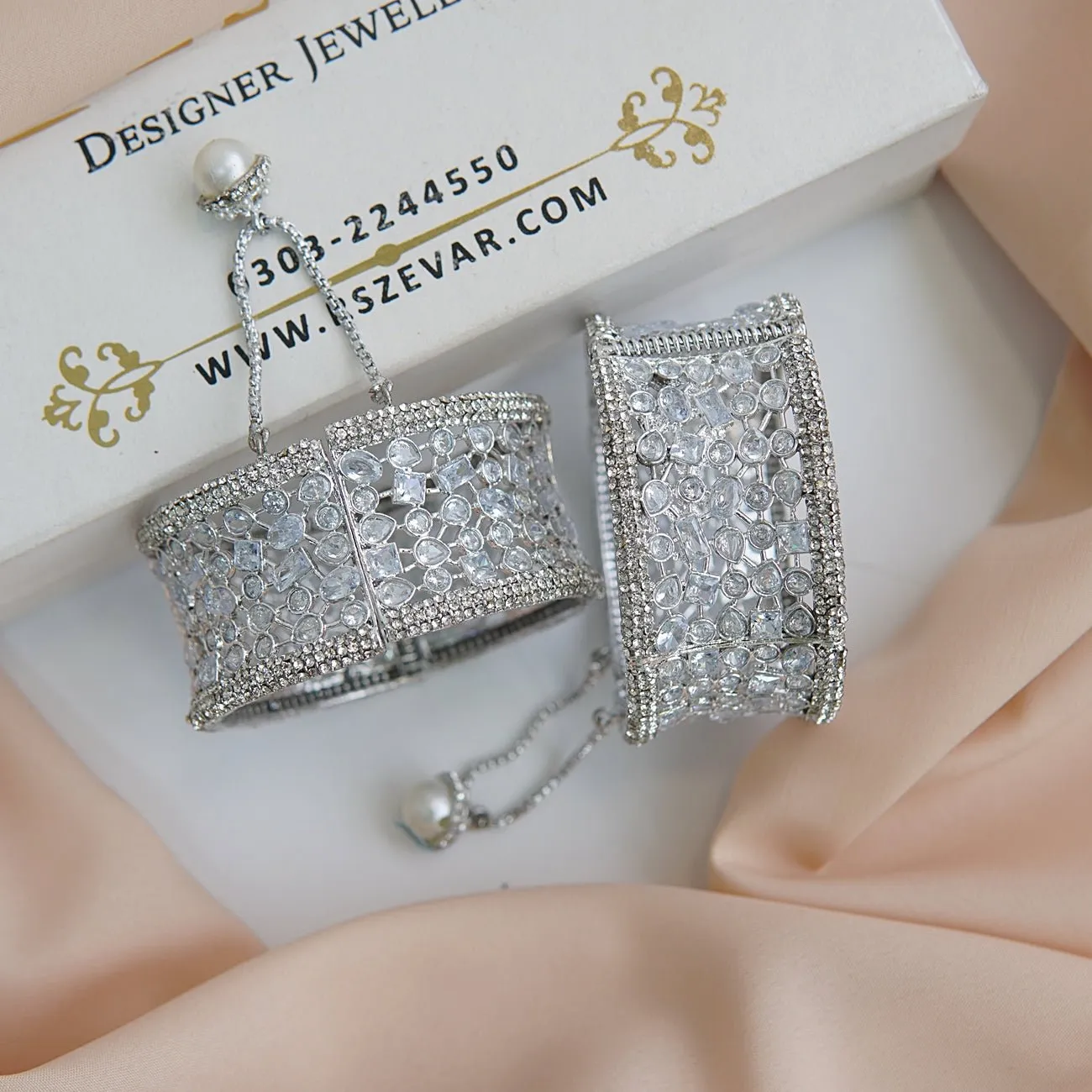 Glamorous Cubic Zirconia Kangans