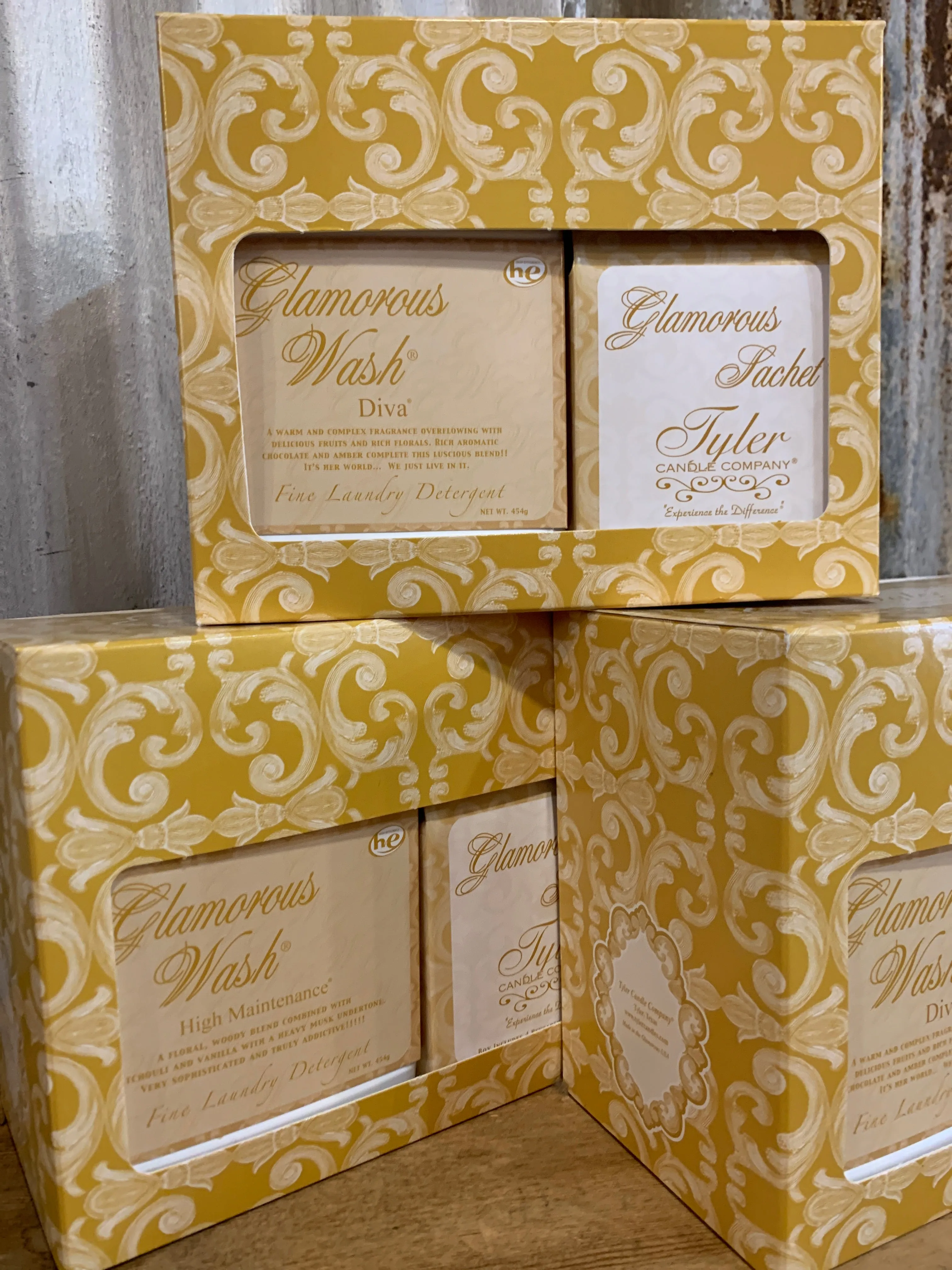 Glamorous Gift Suite V