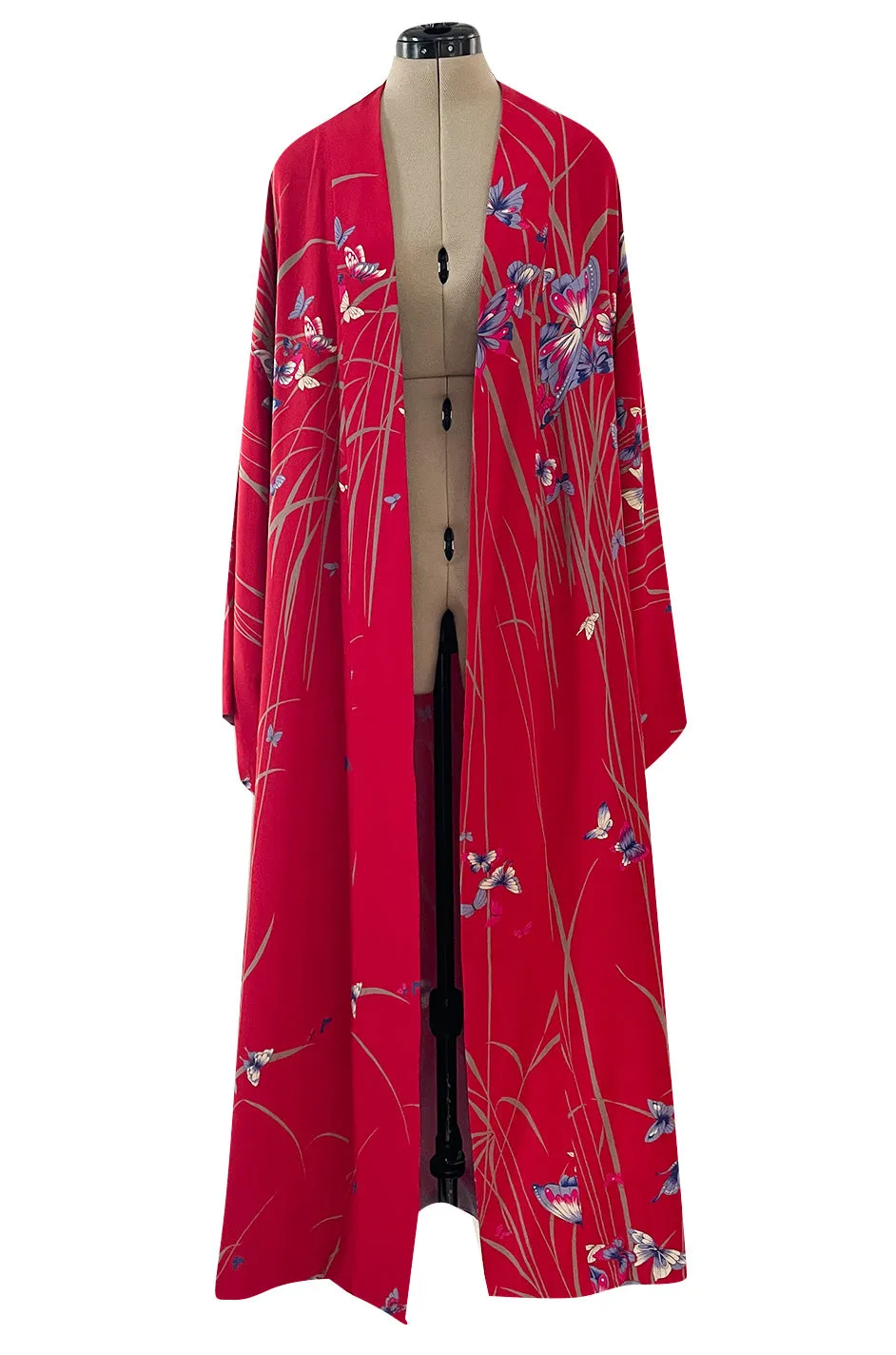Gorgeous 1970s Hanae Mori Red Silk Kimono Caftan Dress w Sash & Beautiful Butterfly Print