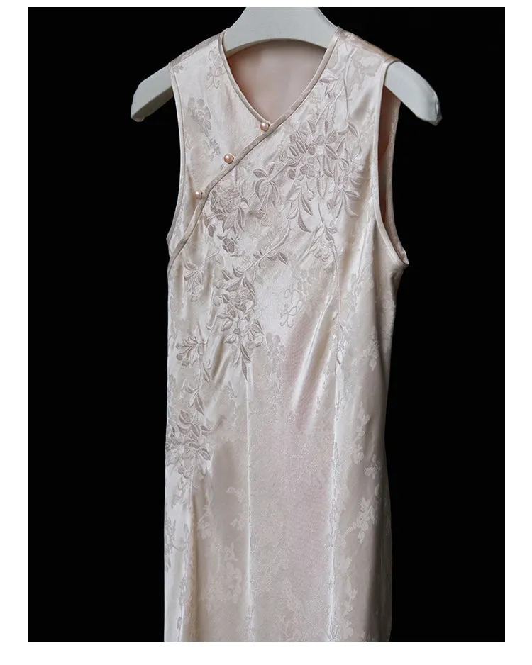 Gracelyn Elegant Embroidery Qipao Cheongsam