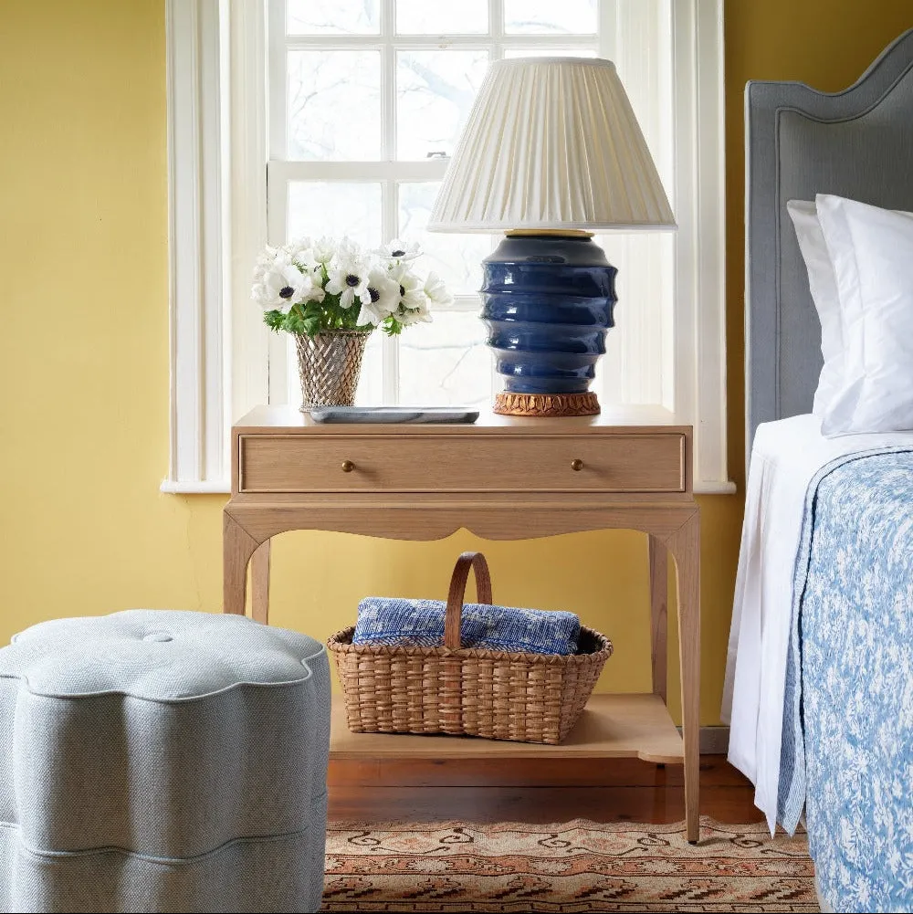 Isabella Side Table (Oak)