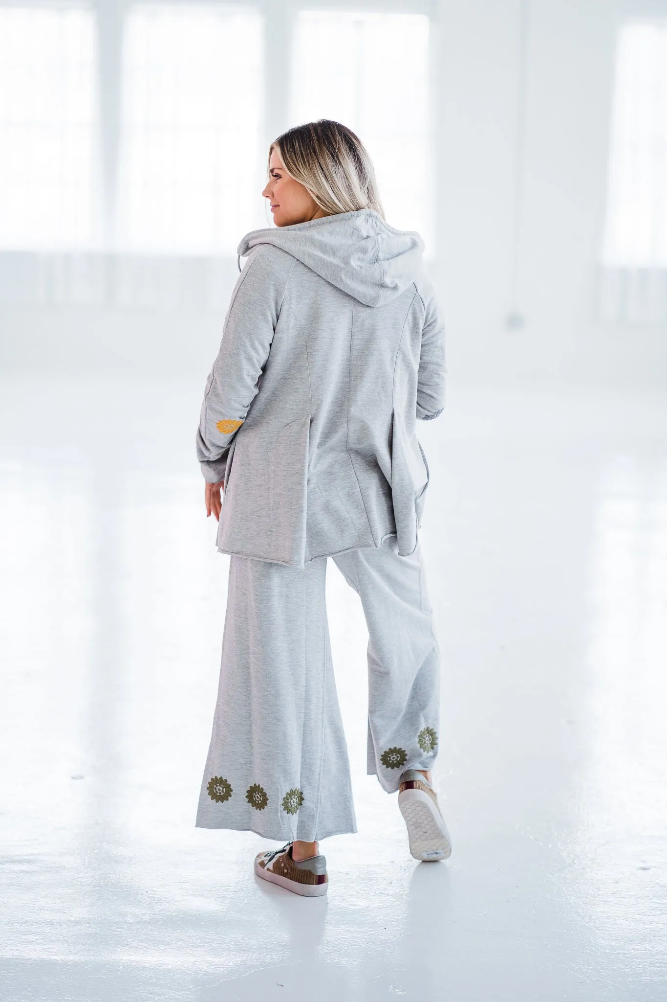 Ivy Jane Flower Around Pant