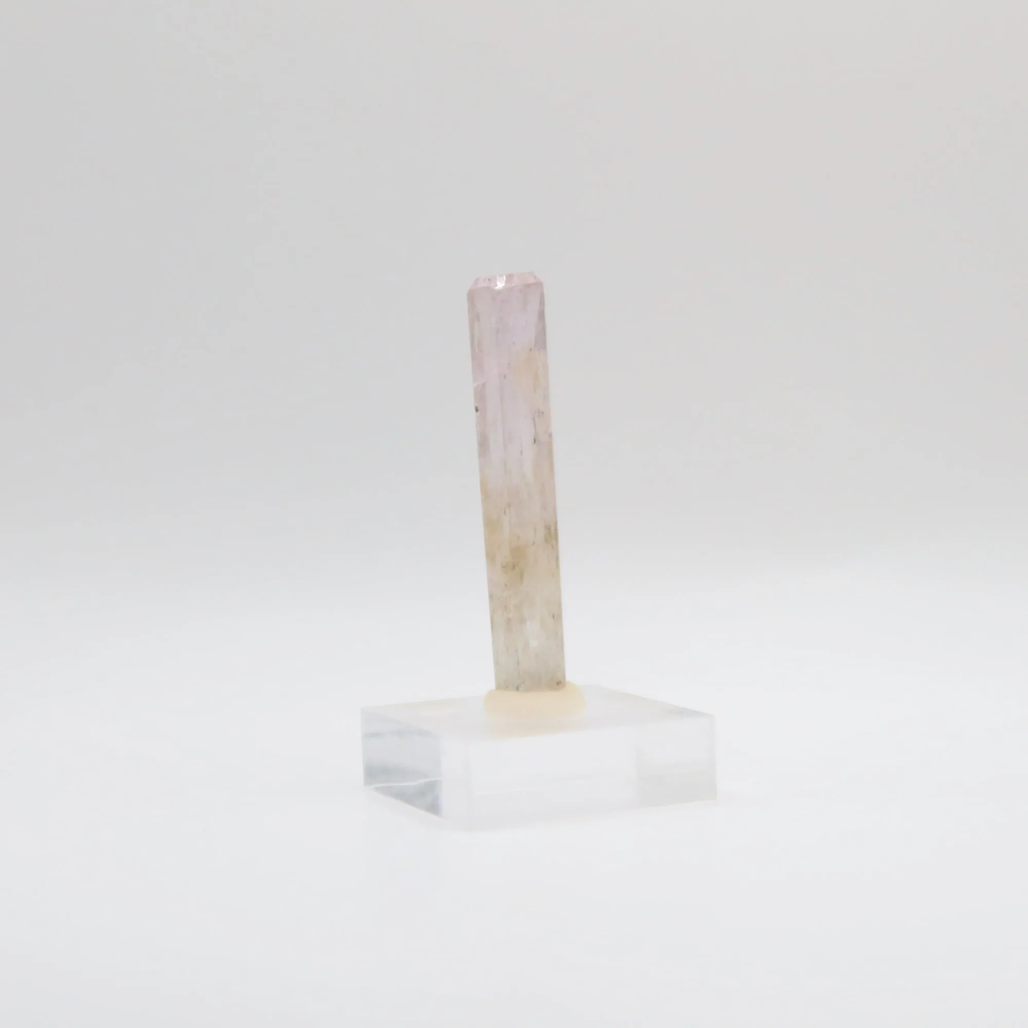 Kunzite (VI)