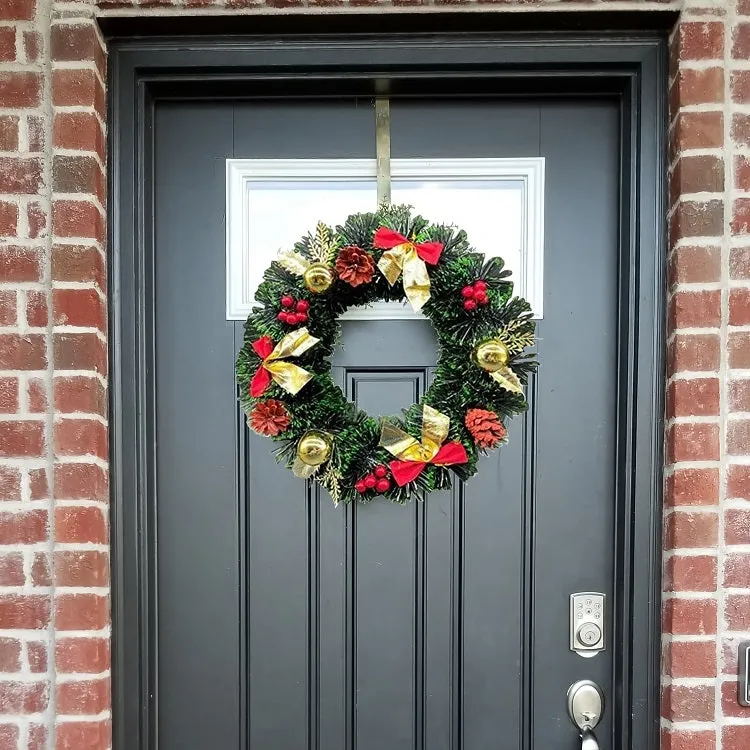 Large Decorated Christmas Wreath 40cm 16"