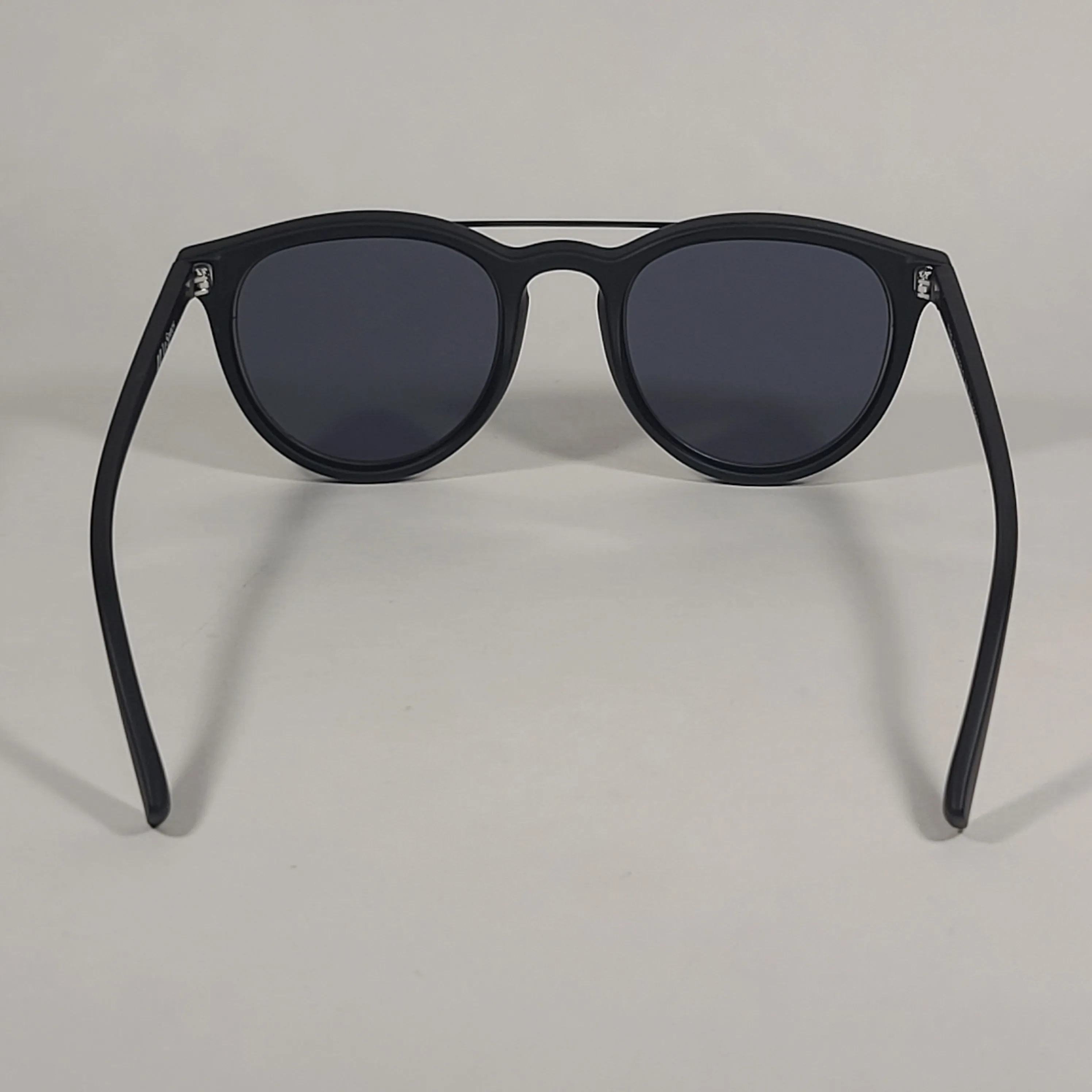 Le Specs Fire Starter Claw Round Sunglasses Matte Black Frame Gray Tinted Lens LSP1902039