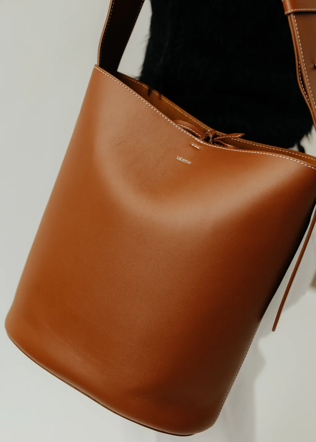 LIÉ Studio Norma Tote in Toffee