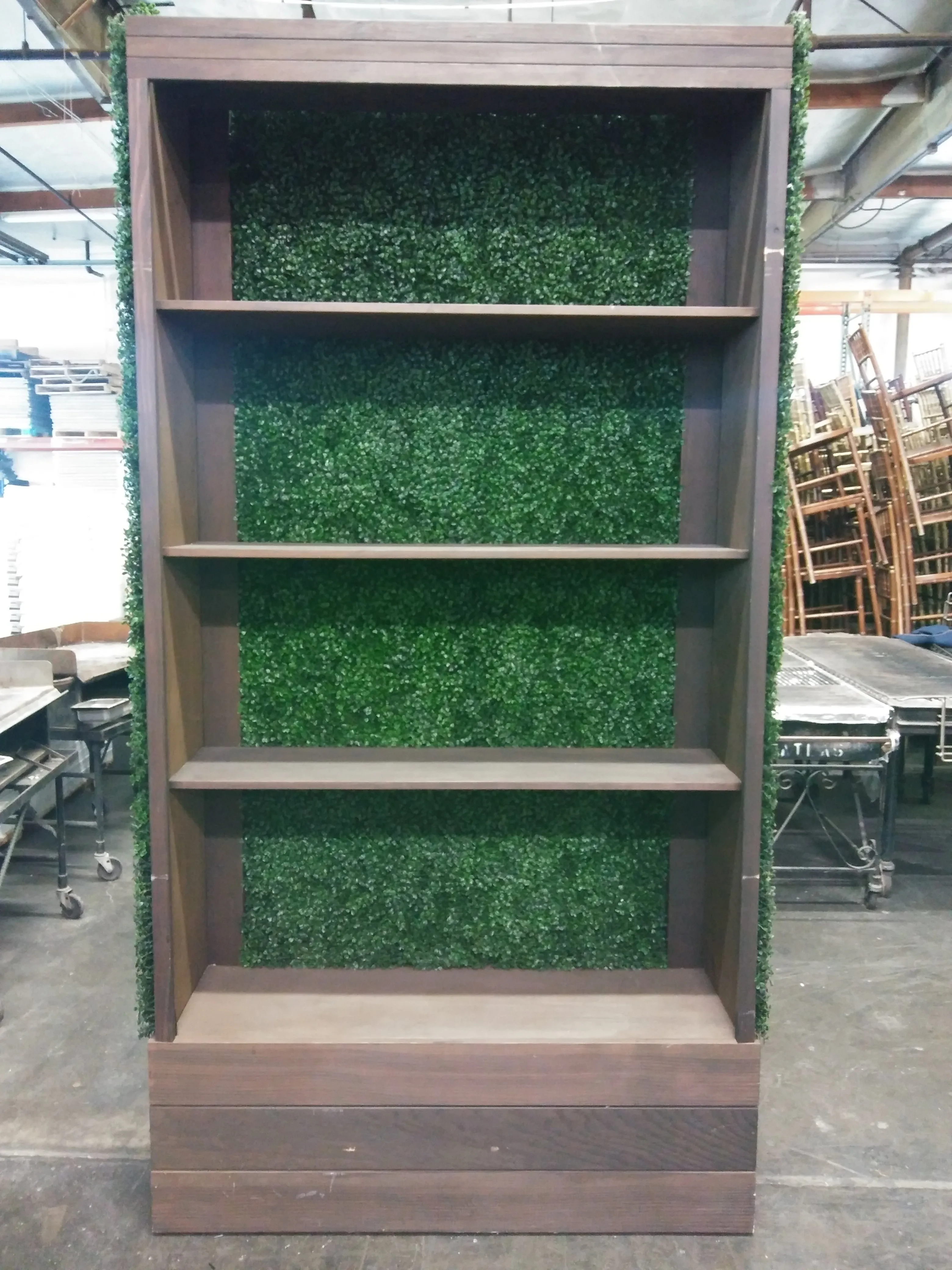 Lighted Boxwood Hedge Bar Back Unit with Shelves