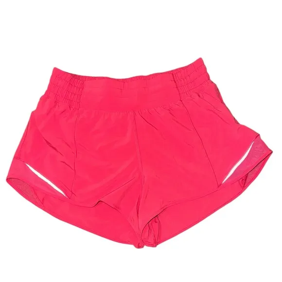 {Like New Lululemon Hotty Hot 2.5” Shorts Women's in Watermelon Red Size 6}