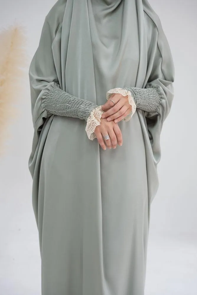 Little Gretaah prayer gown for kids in khimar style with ribbed sleeve cuff in Light green