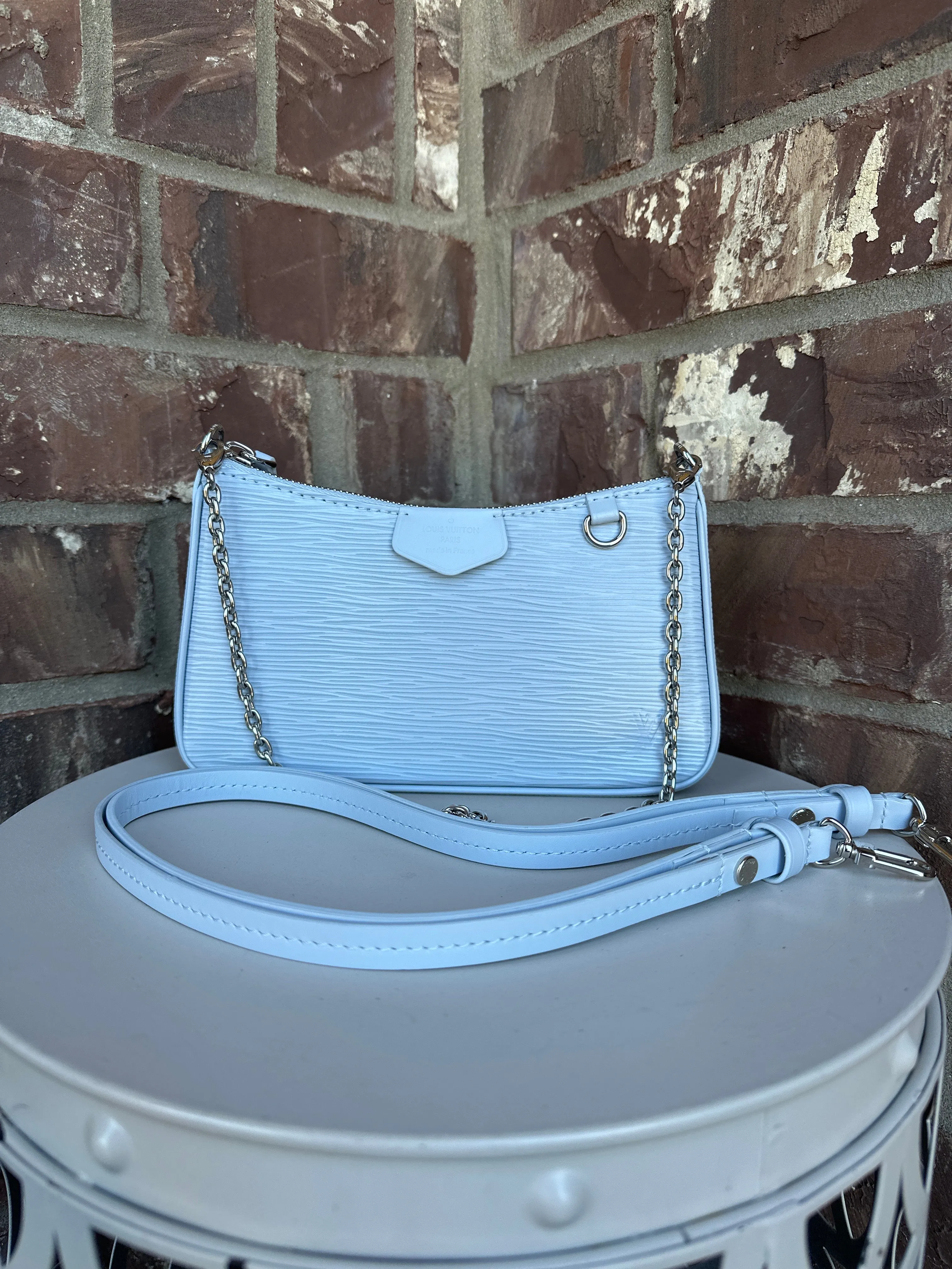 Louis Vuitton Easy Pouch on Strap Epi Leather 31123