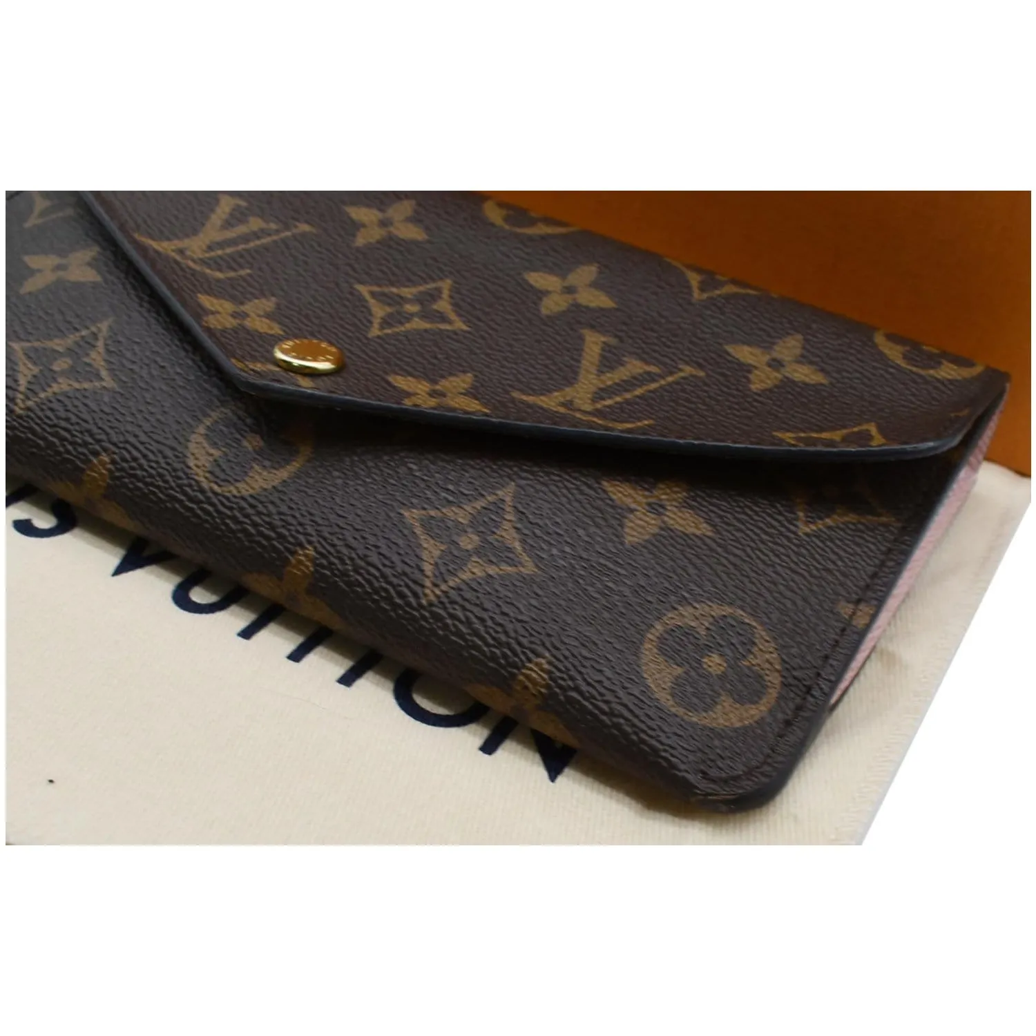 LOUIS VUITTON Jeanne Monogram Canvas Wallet Rose Ballerine