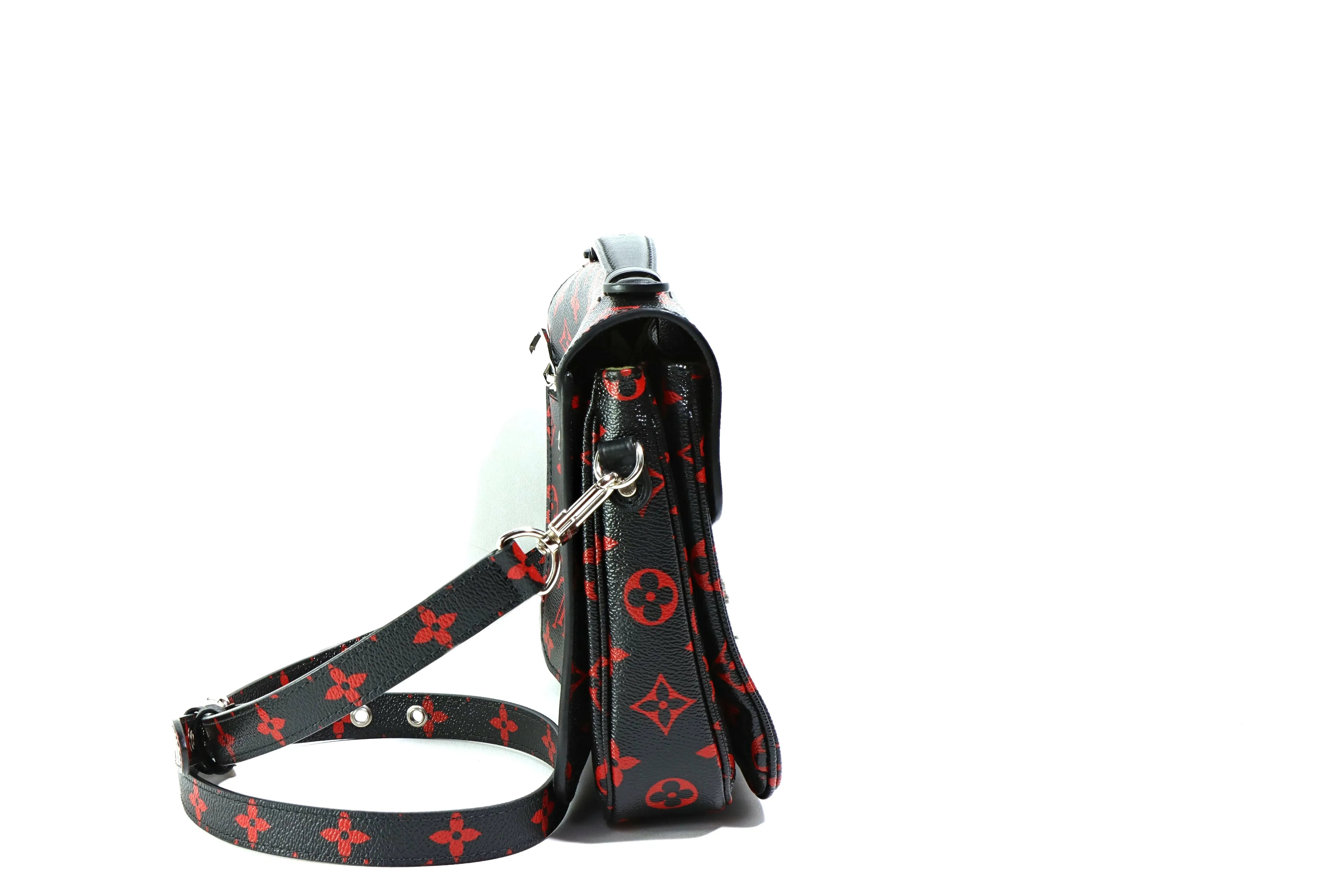 Louis Vuitton Monogram Infrarouge Pochette Metis Bag