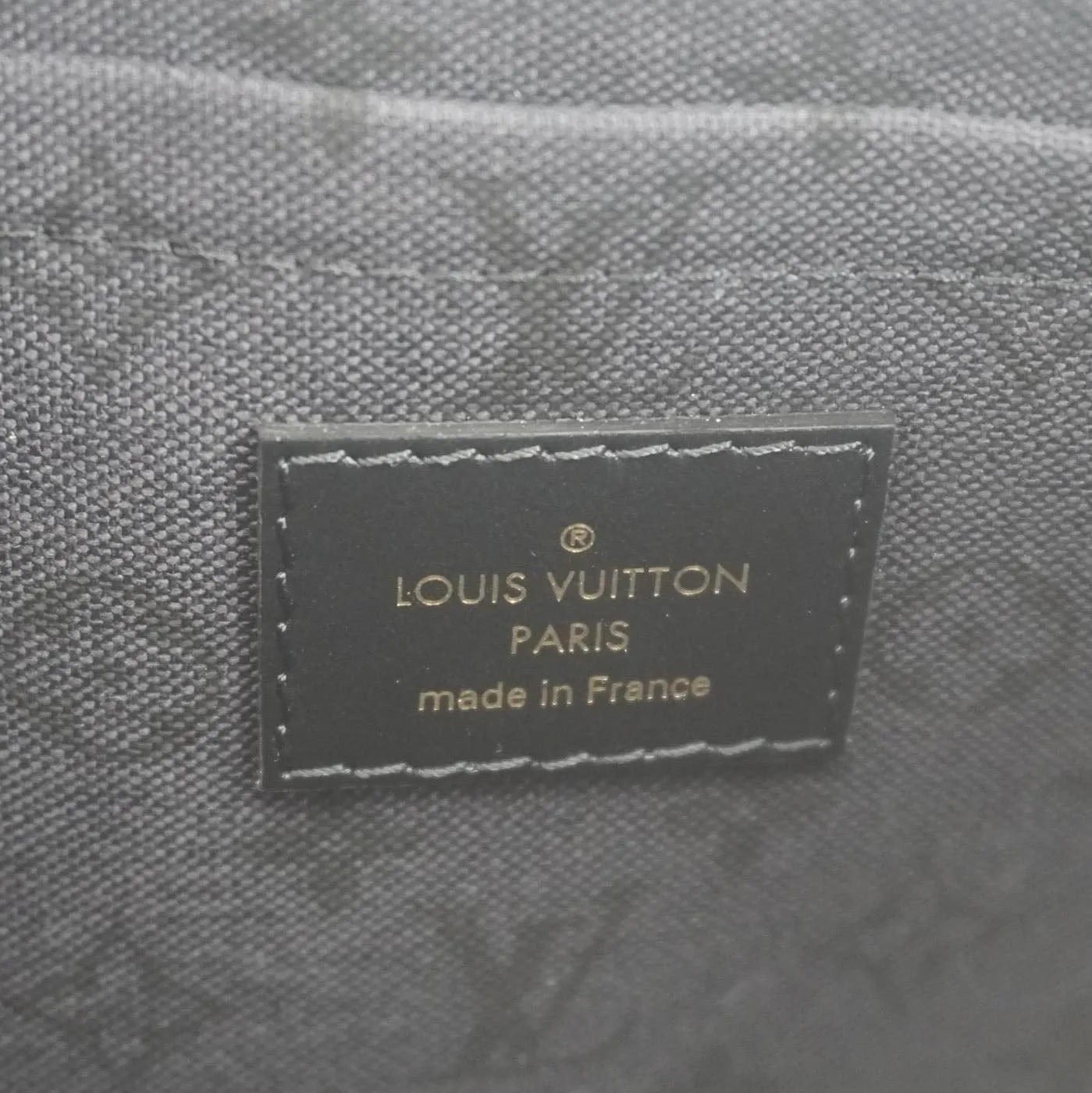 LOUIS VUITTON Neverfull Crafty Giant Monogram Canvas Wristlet Pouch Red