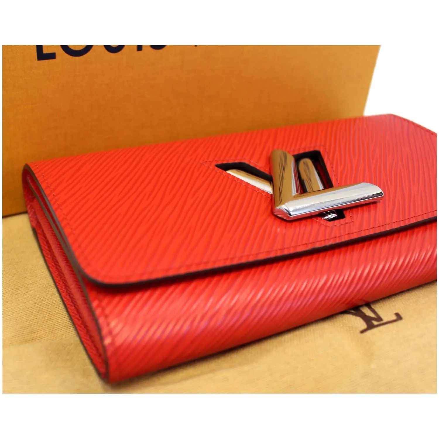 LOUIS VUITTON Twist Epi Leather Coquelicot Wallet