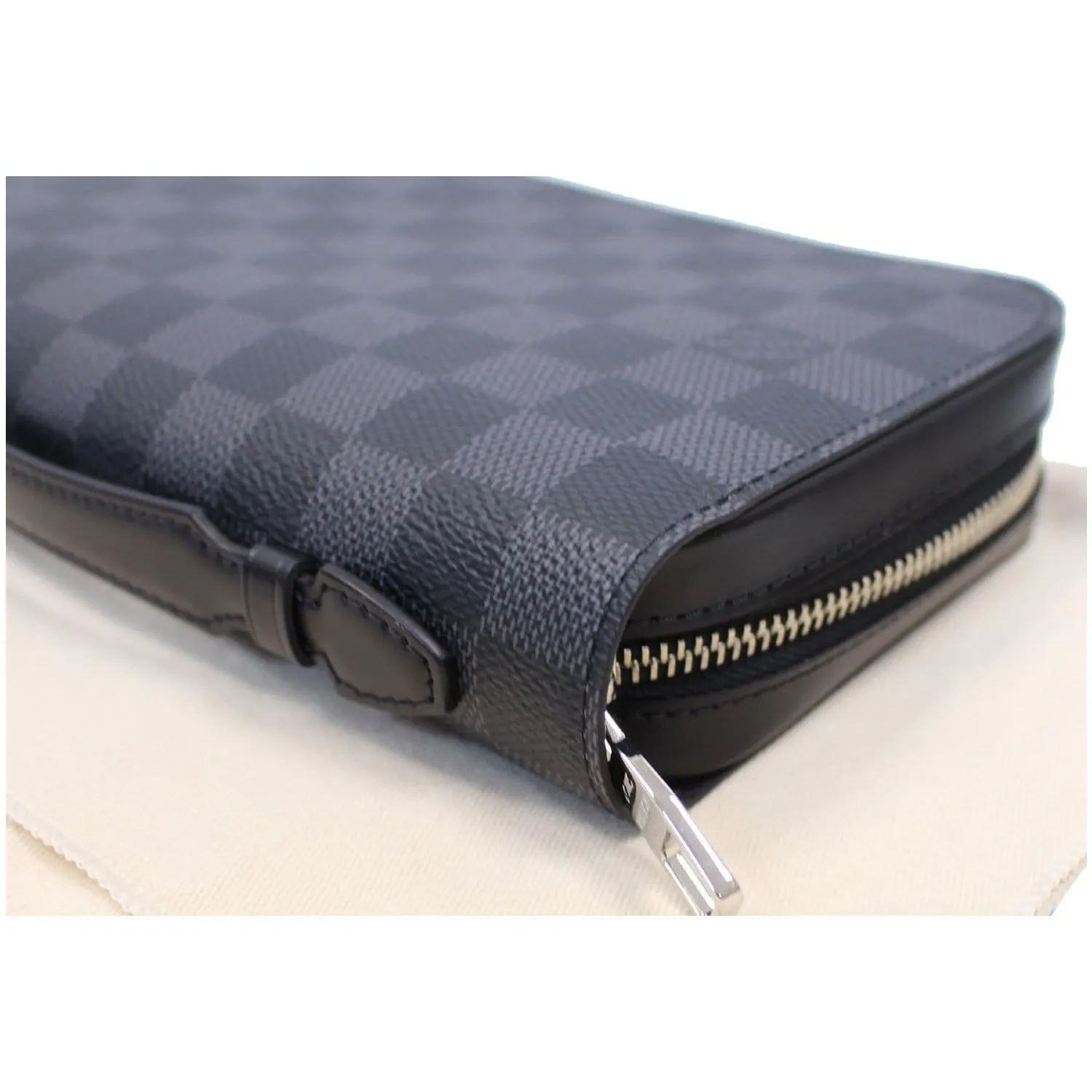 Louis Vuitton Zippy XL  Damier Graphite Wallet Black