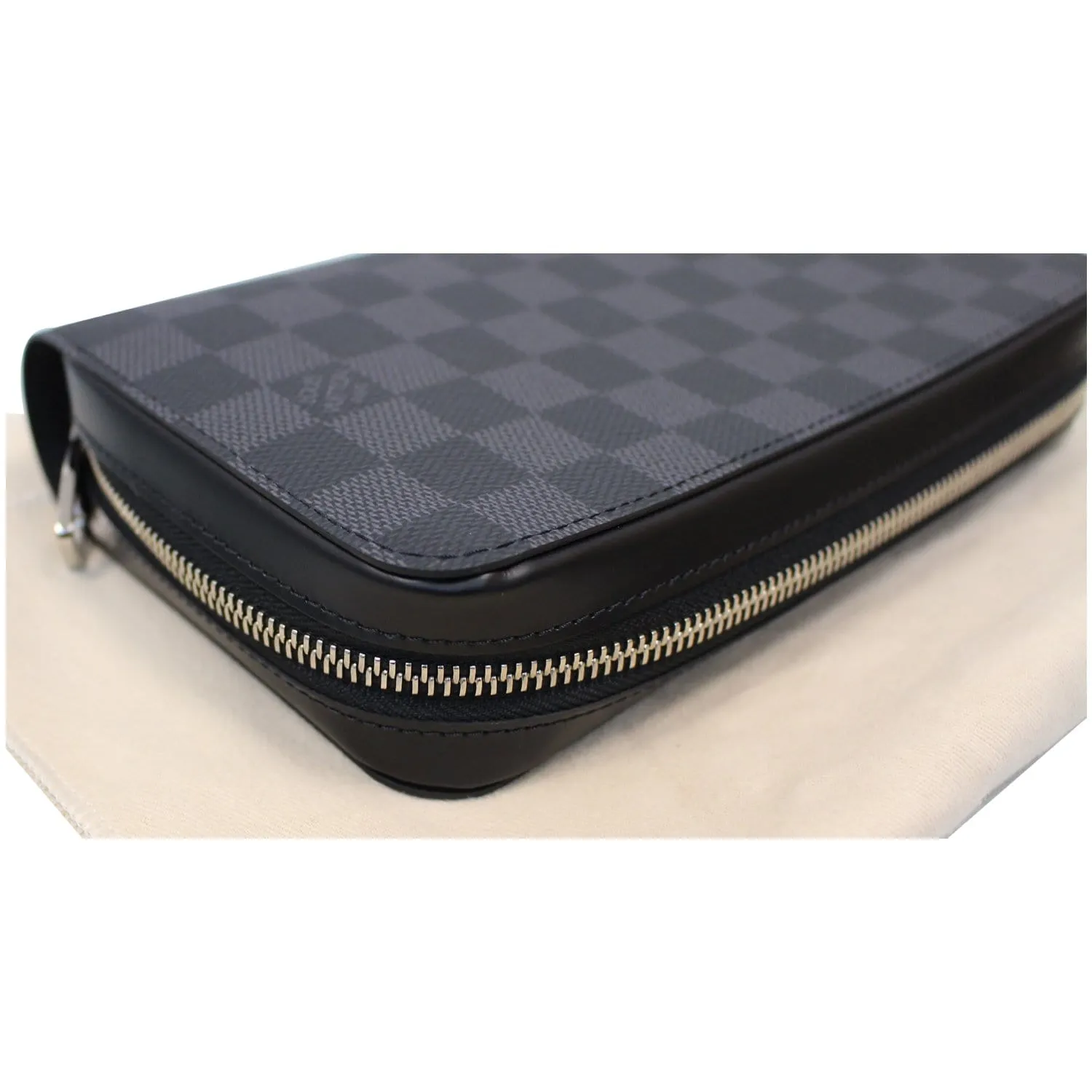 Louis Vuitton Zippy XL  Damier Graphite Wallet Black