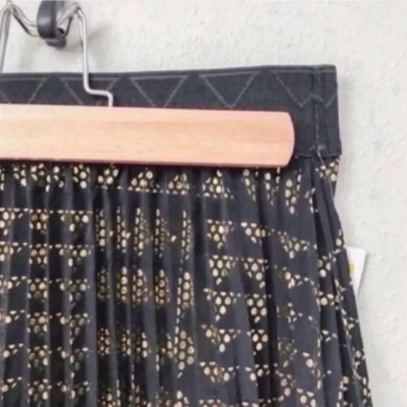 LuLaRoe Elegant Jill Skirt Black Gold Metallic