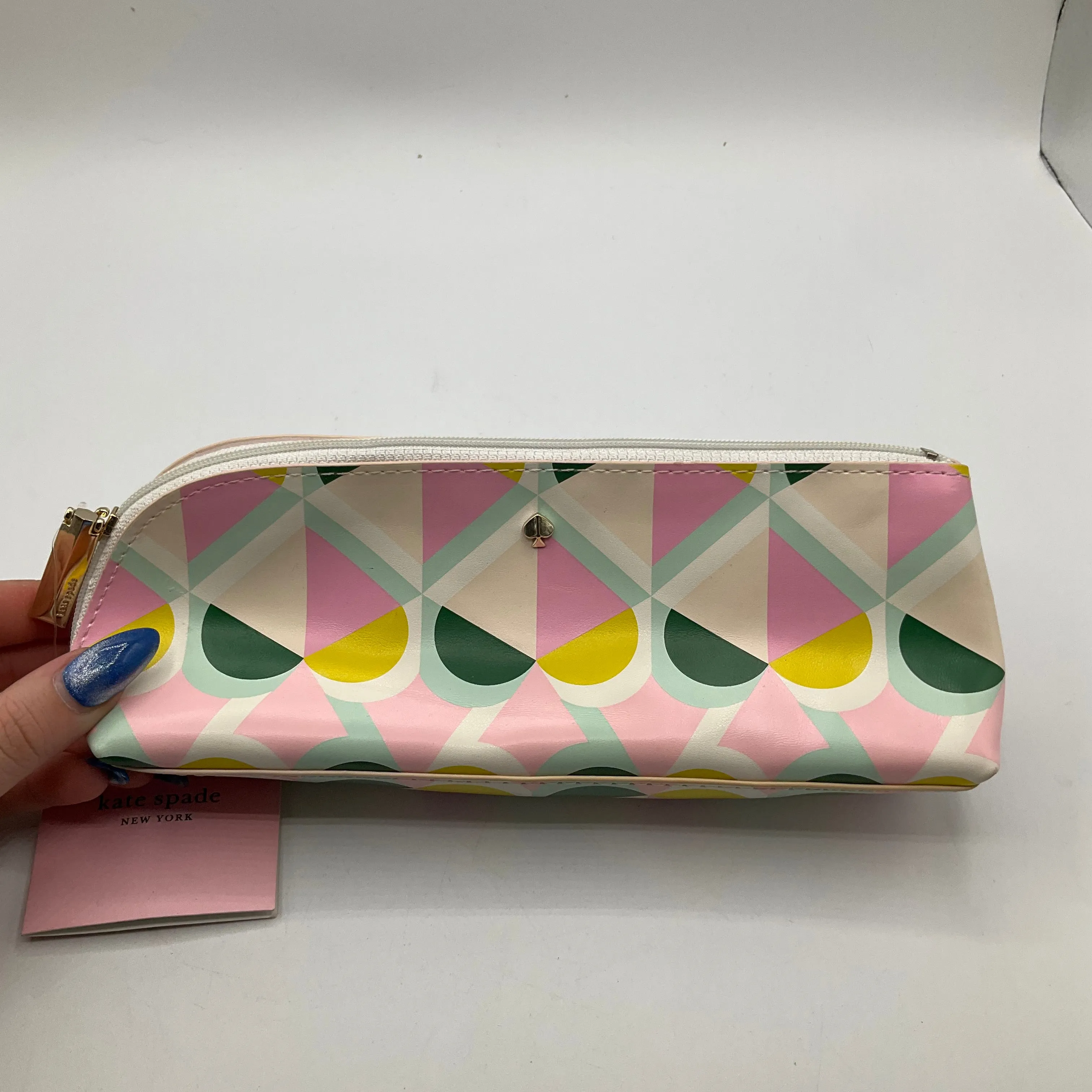 Makeup Bag Designer By Kate Spade, Size: Small