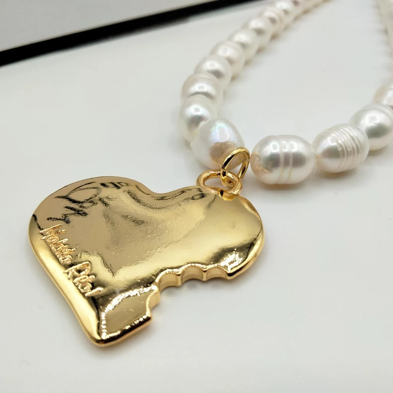 Maldita Rita necklace Corazón Mordido Collection