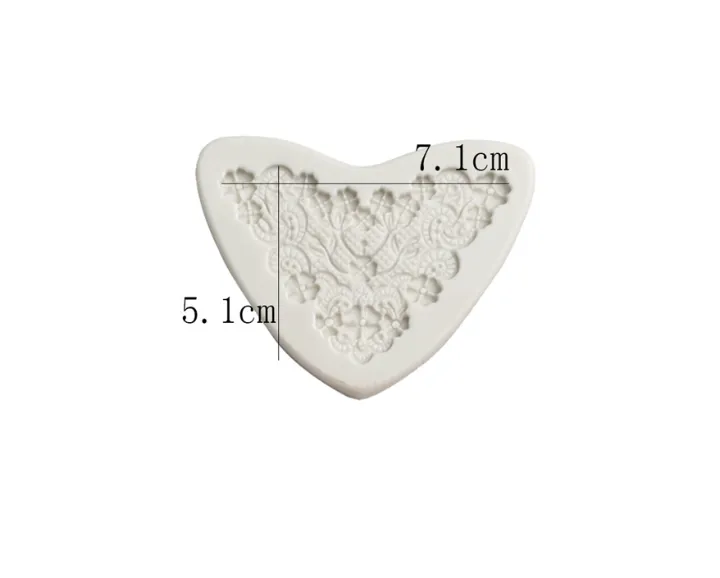 MINI FLORAL DRAPE LACE MOULD WITH CLOVERS