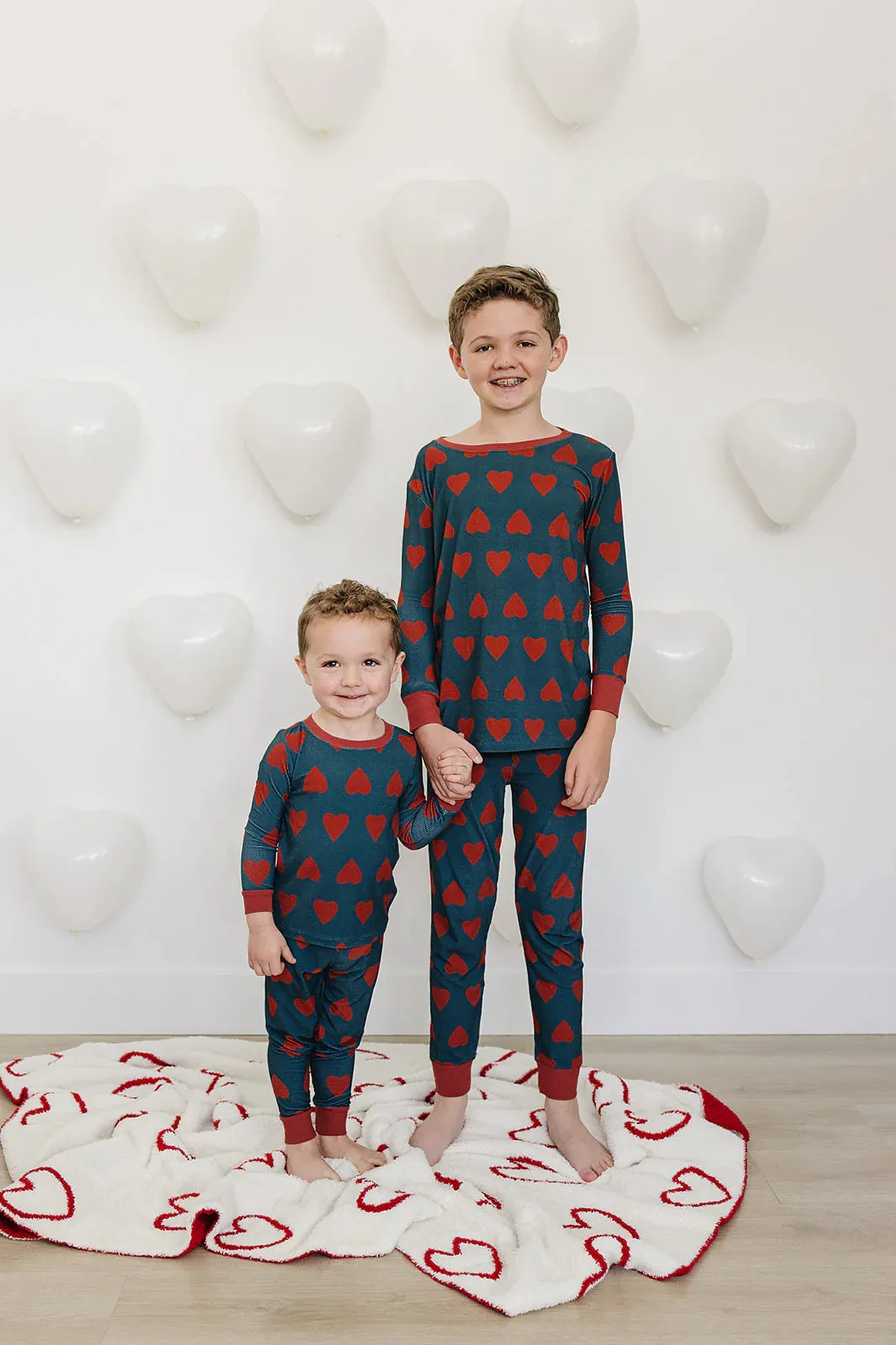 Navy   Red Hearts Ribbed Bamboo Cozy Set