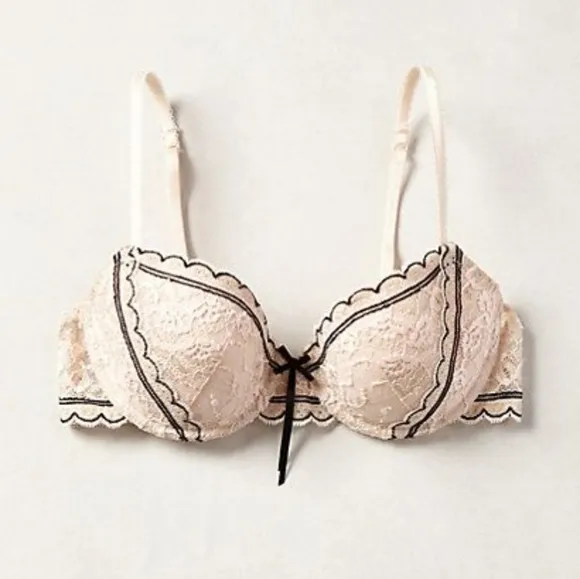 New Anthropologie Scalloped Lace Bra, 36B, 36C