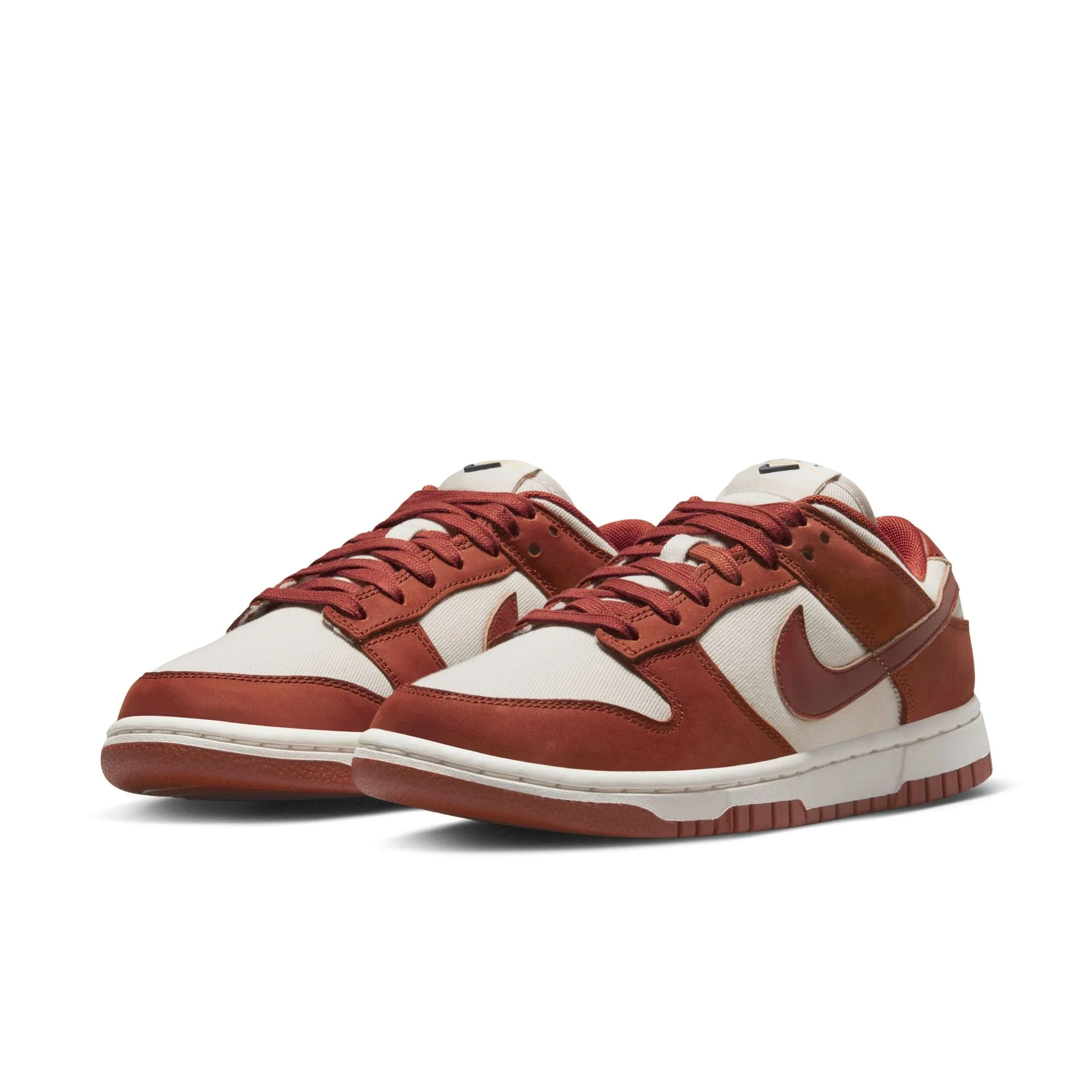 NIKE DUNK LOW LX NBHD