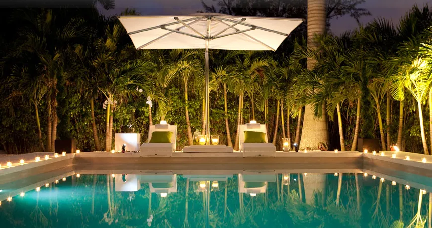 Ocean Master MAX Single Cantilever Umbrella - TUUCI