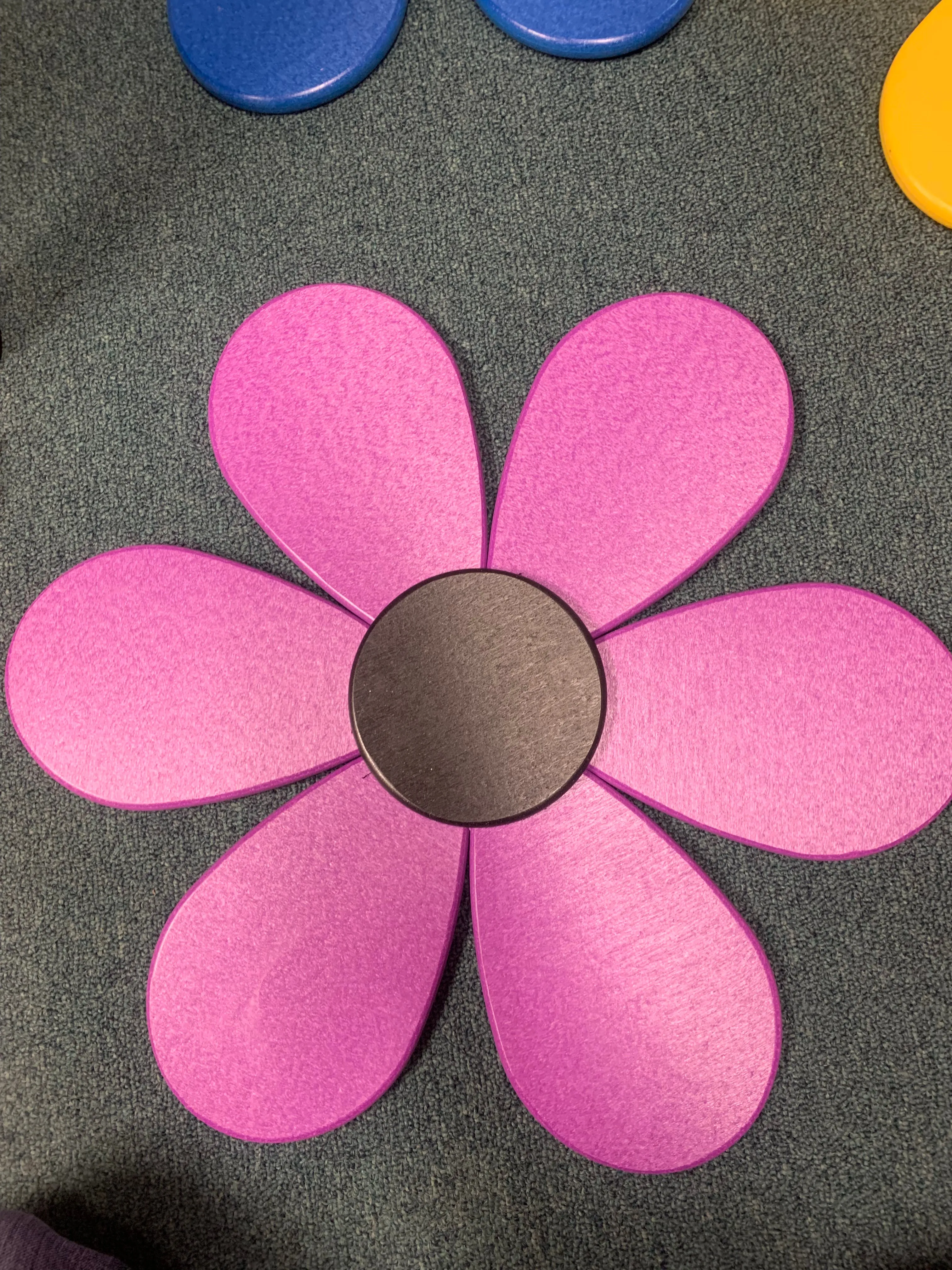Outdoor Round Petal Flowers (Large)