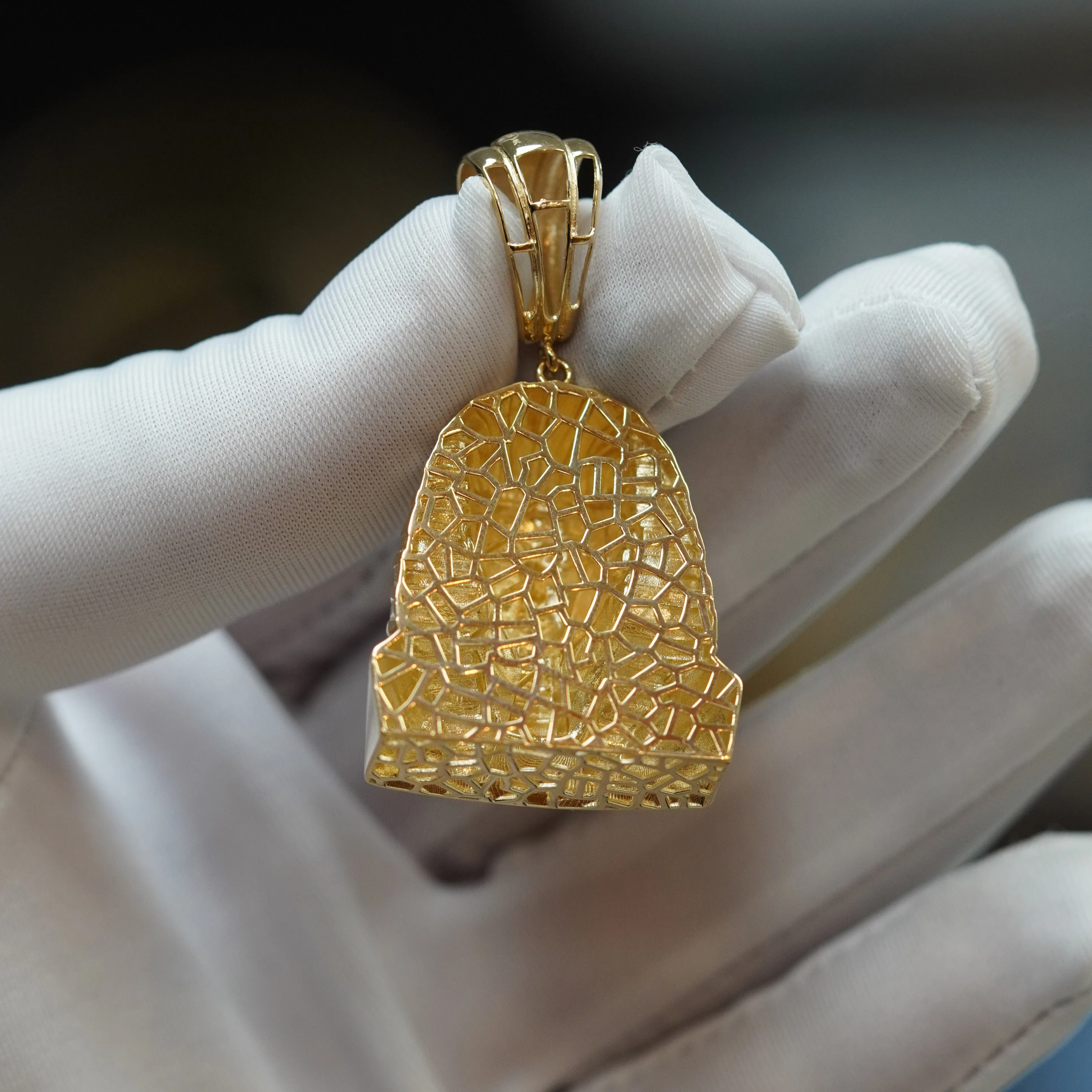 Pharaoh Pendant in 14Kt