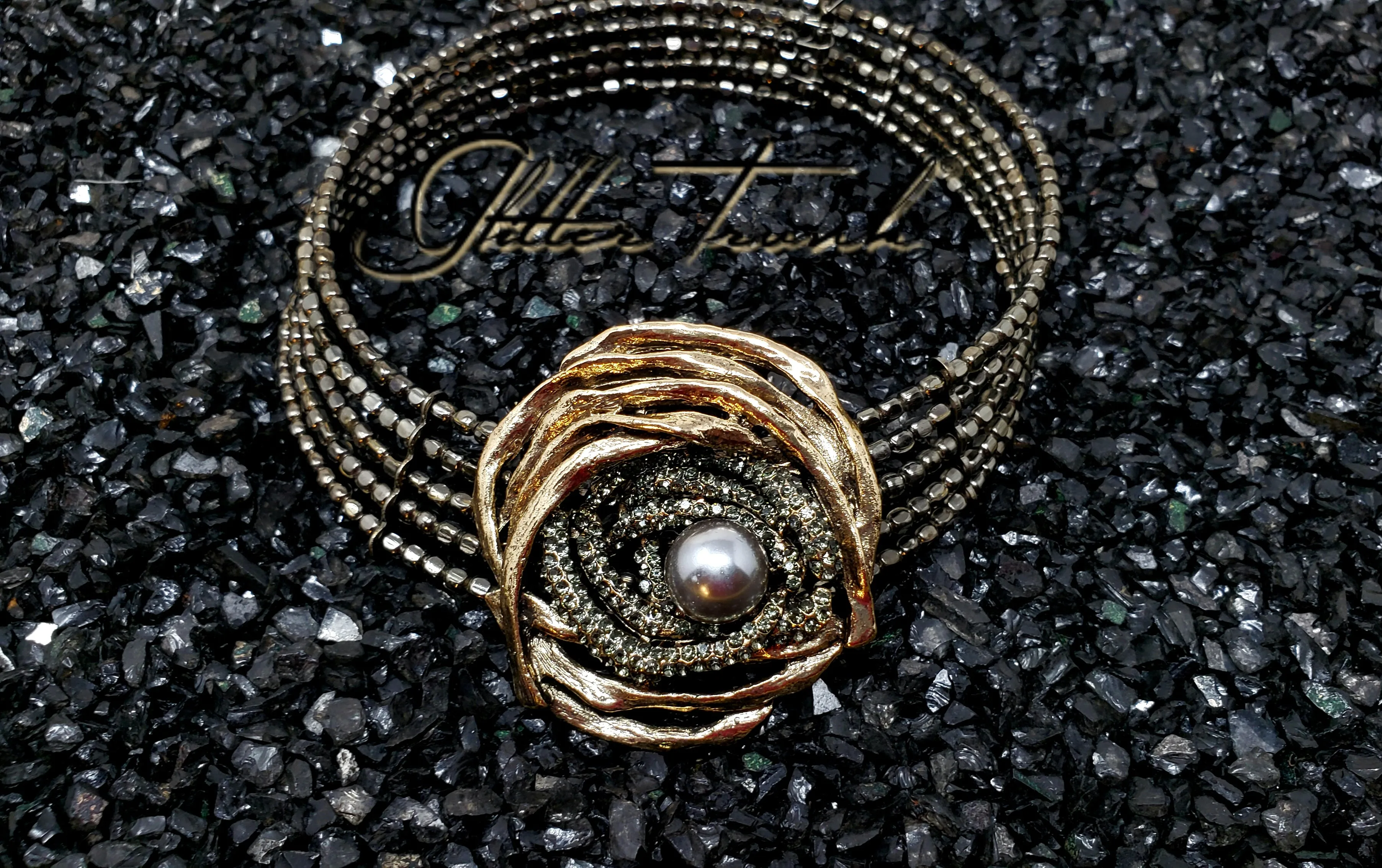 Preorder Naina Dual Tone Pearl Brooch