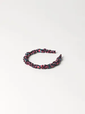 Raspy Hairbrace